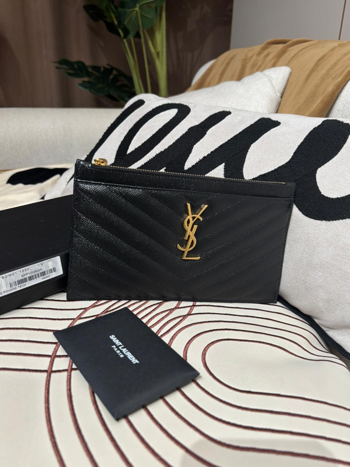 YSL long wallet clutch 荔枝牛皮 100%Authentic ,98%new✅dust bag  