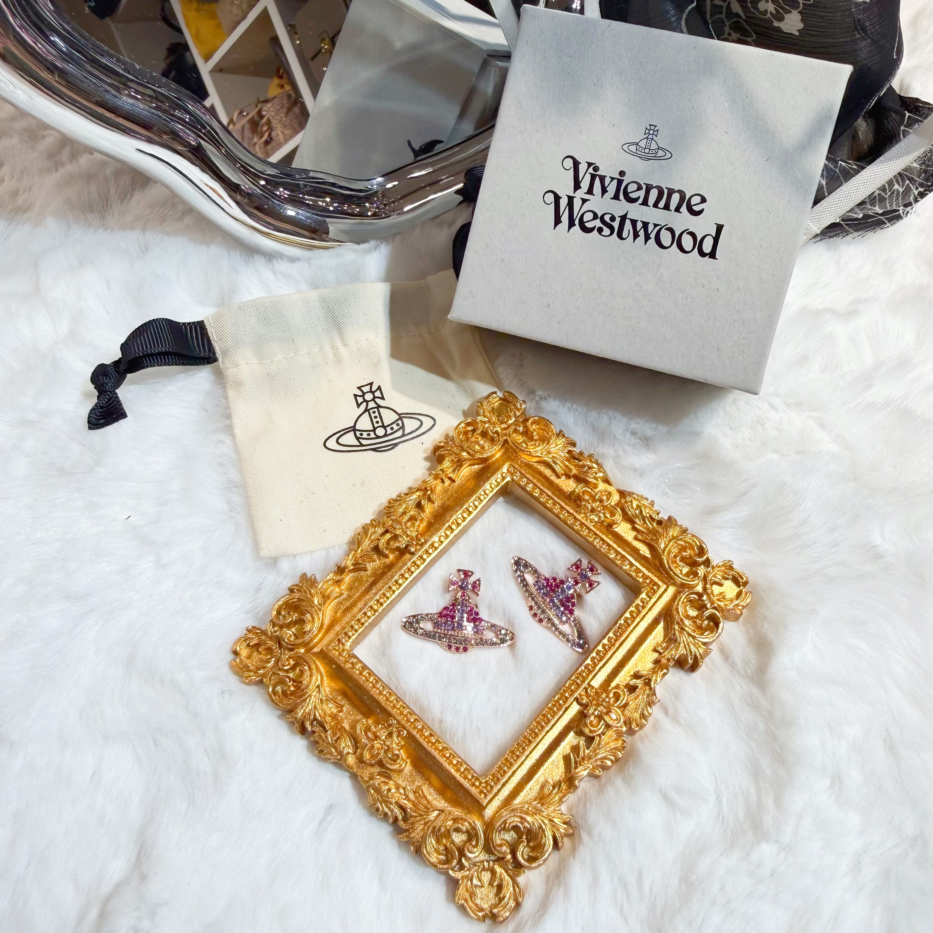 VW Kika earrings fuxia