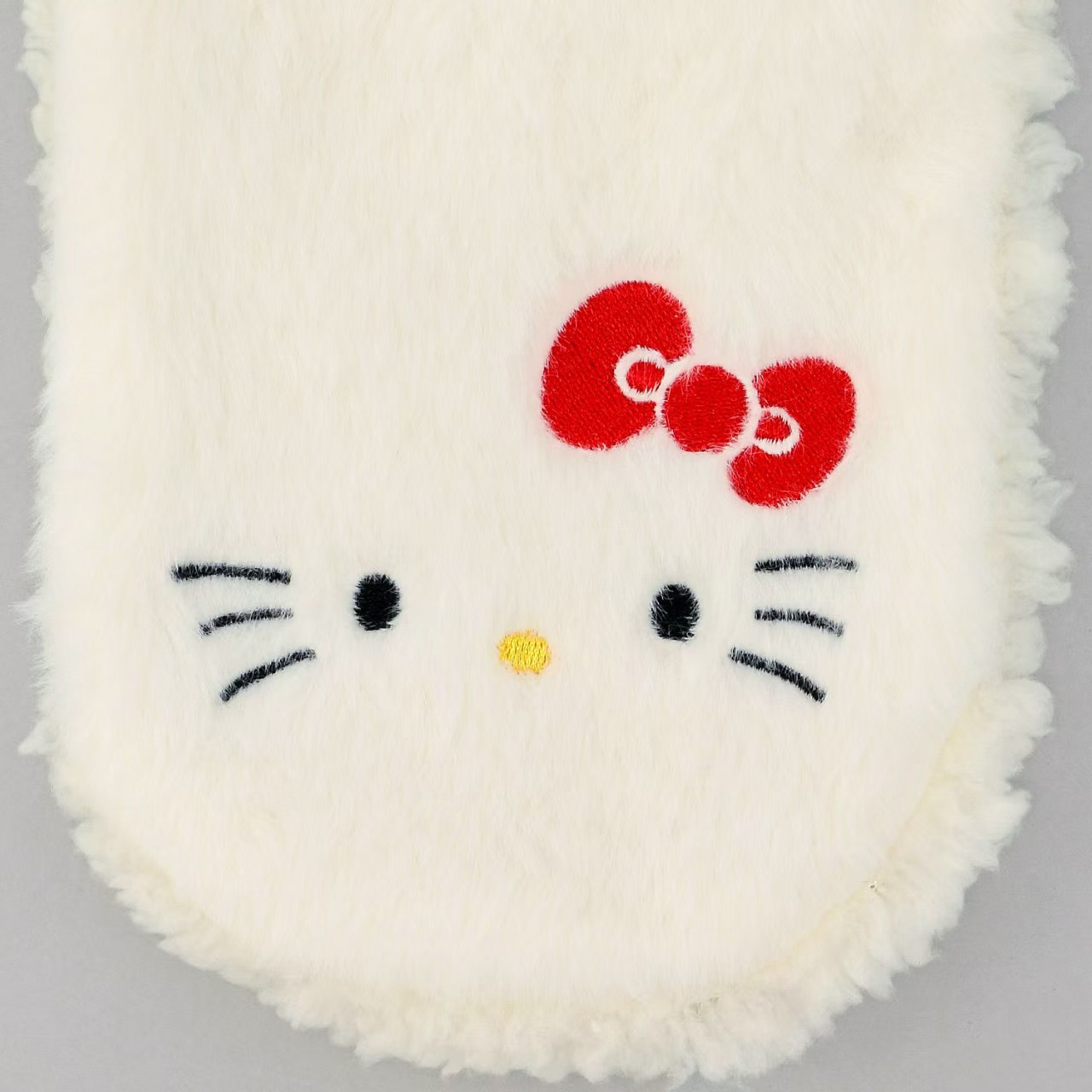 【日本直送】Sanrio 可愛角色毛絨交叉頸巾｜冬日保暖必備