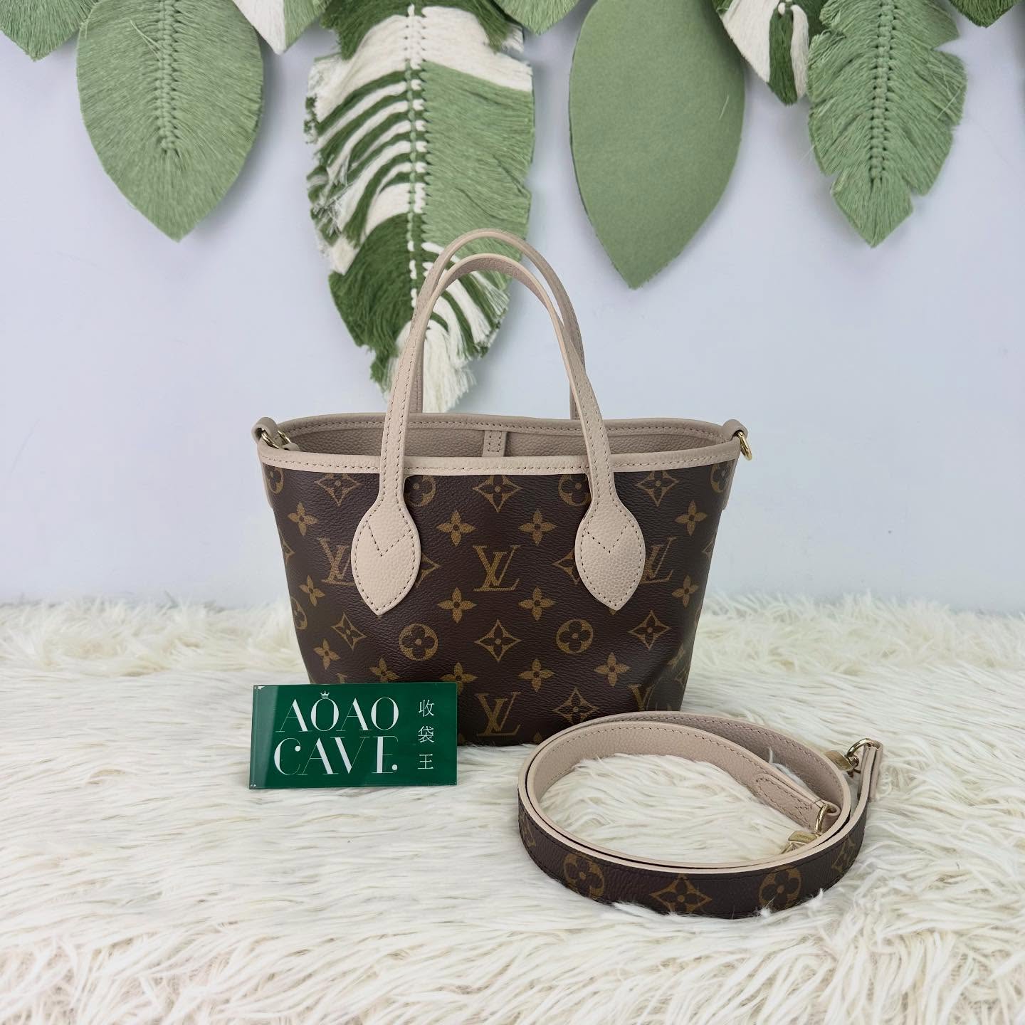 LV 🤍PRE OWNED NeverFull Inside Out BB 老花拼奶茶灰 晶片款🤎