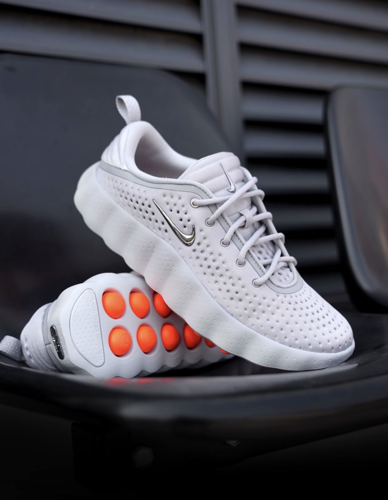 HQ4308-003 Nike Mind 002 Light Smoke Grey HQ4308-003