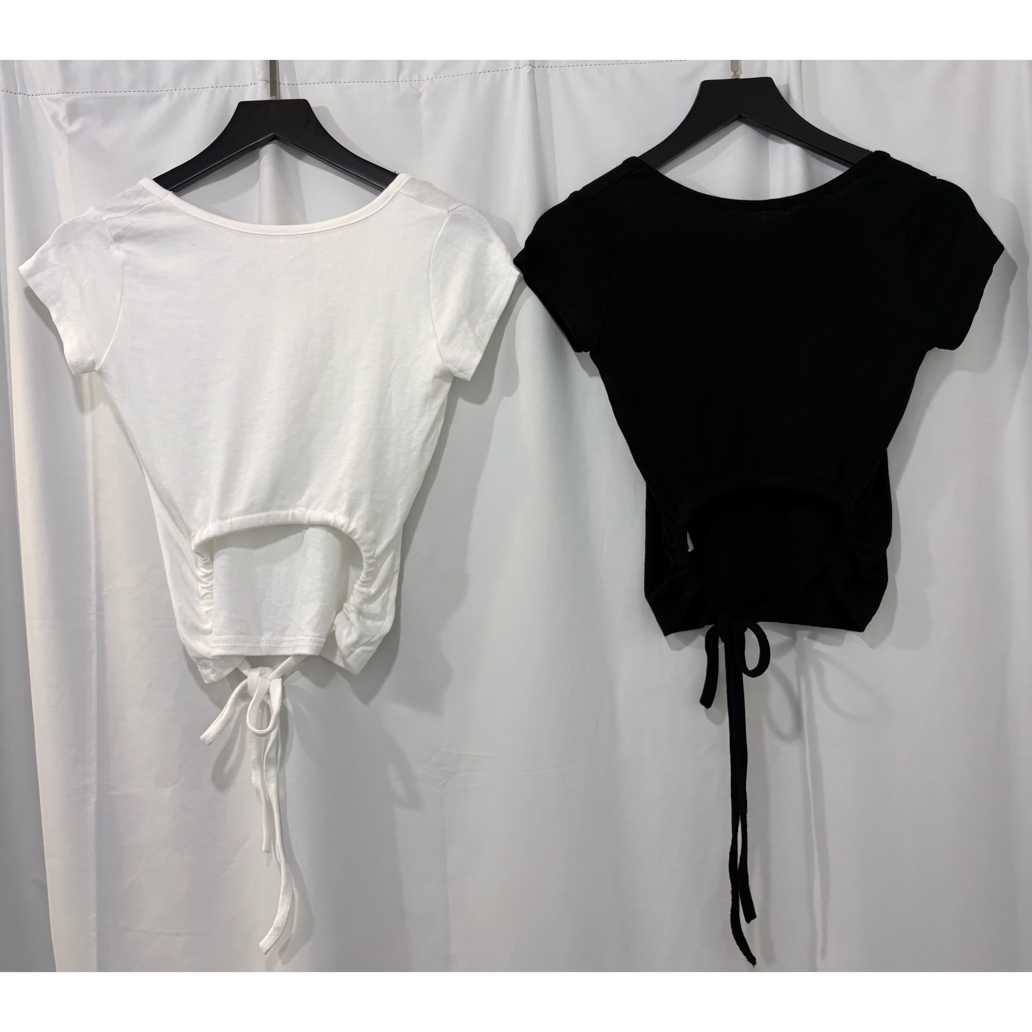 新品價8月4截單🍑2608D《BACK CUT OUT CROP》