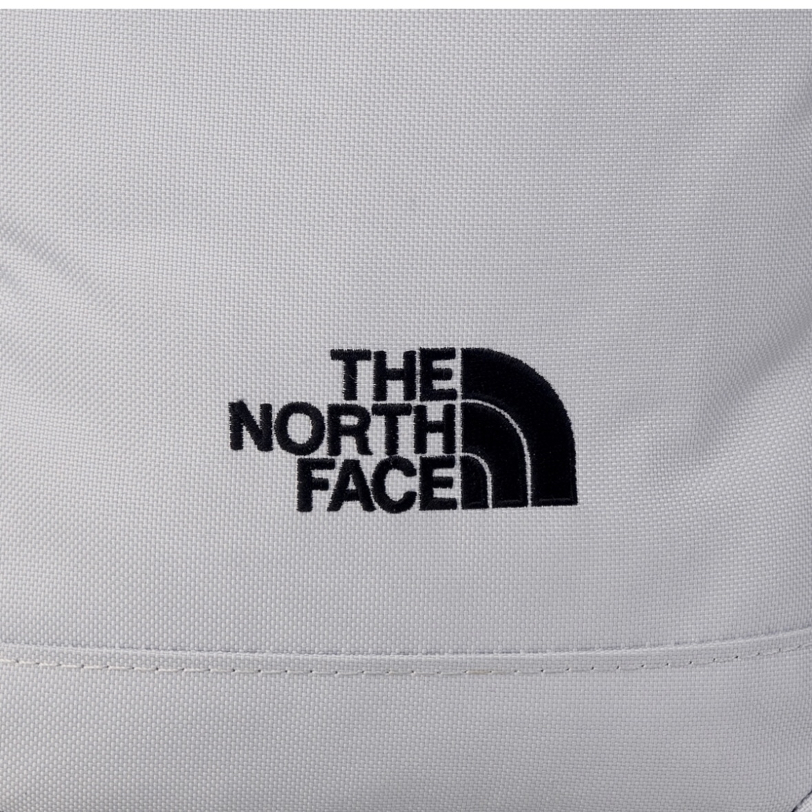【預訂】 THE NORTH FACE White Label 標準小斜孭袋