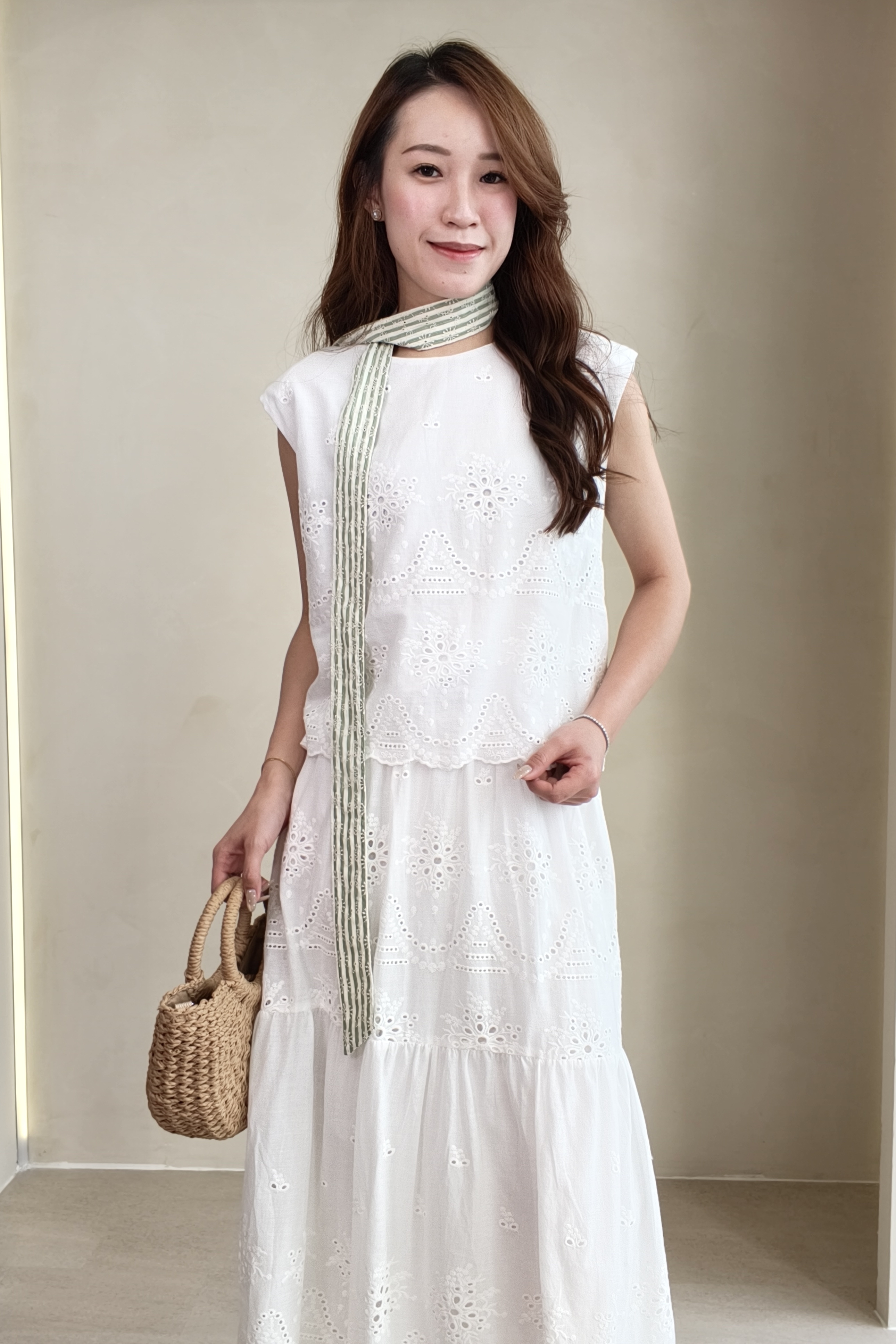 2081BB Aurielle Broderie Sleeveless Top