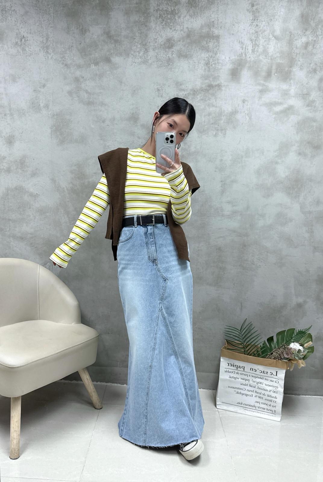 A01 單邊露膊橫間Top