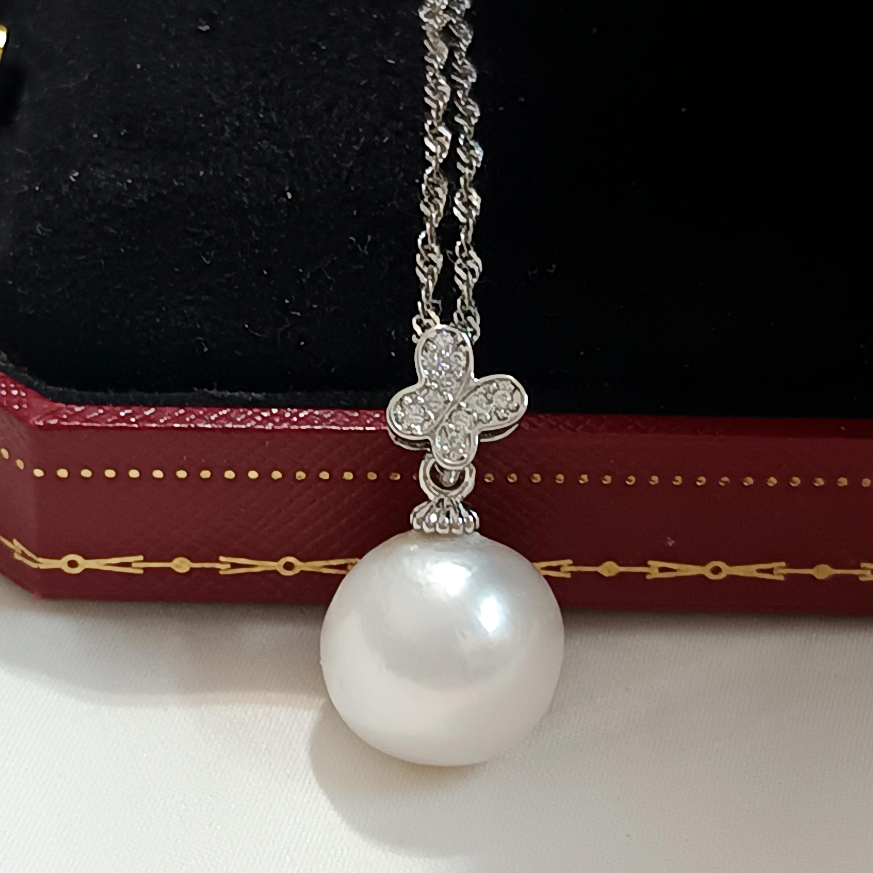 🎉特惠孤品‼️近正圓強光淡水愛迪生珍珠注白金蝴蝶吊墜含鍊