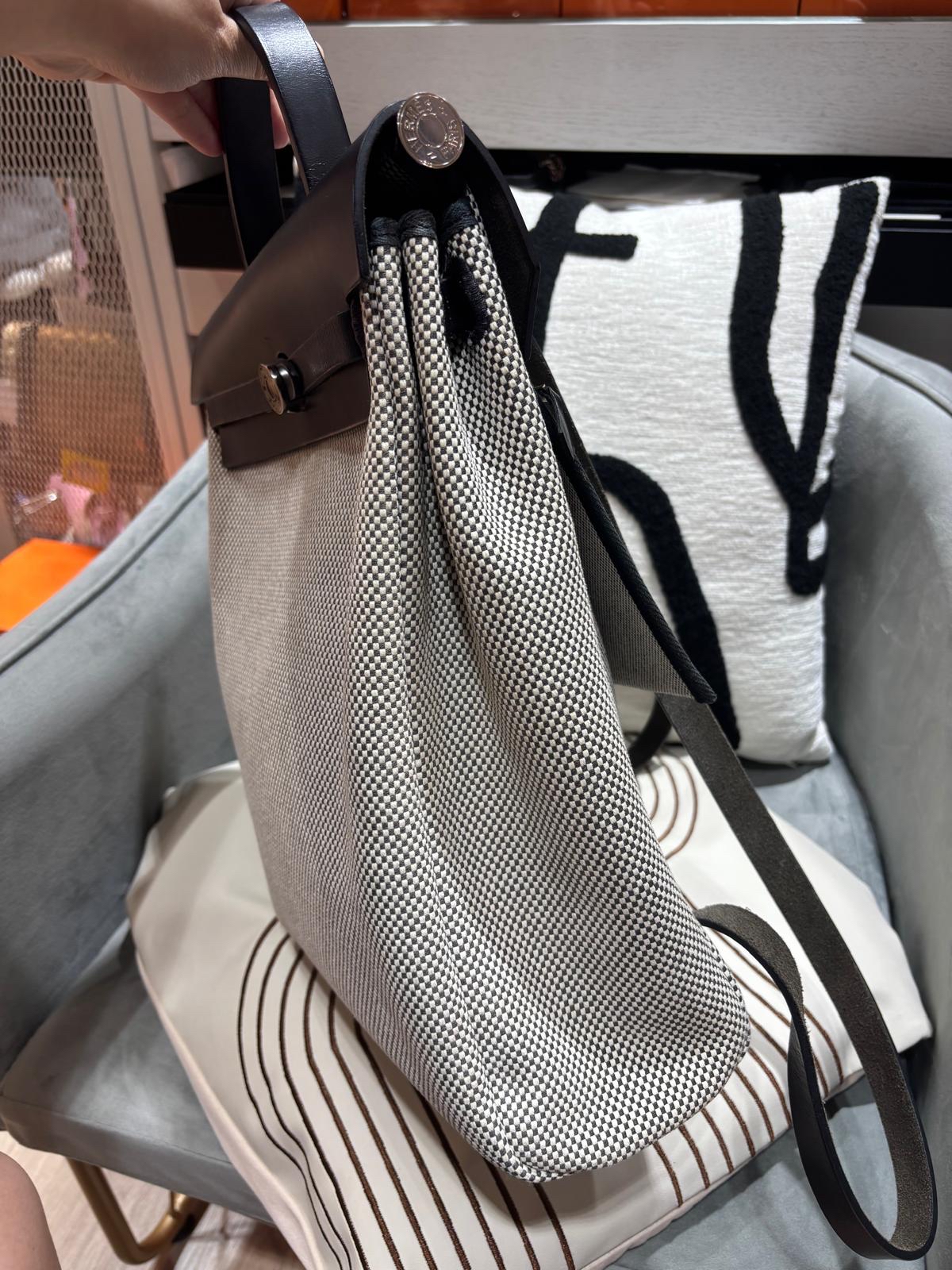 HERMES Herbag backpack Stamp Z Backpack 黑白熊貓