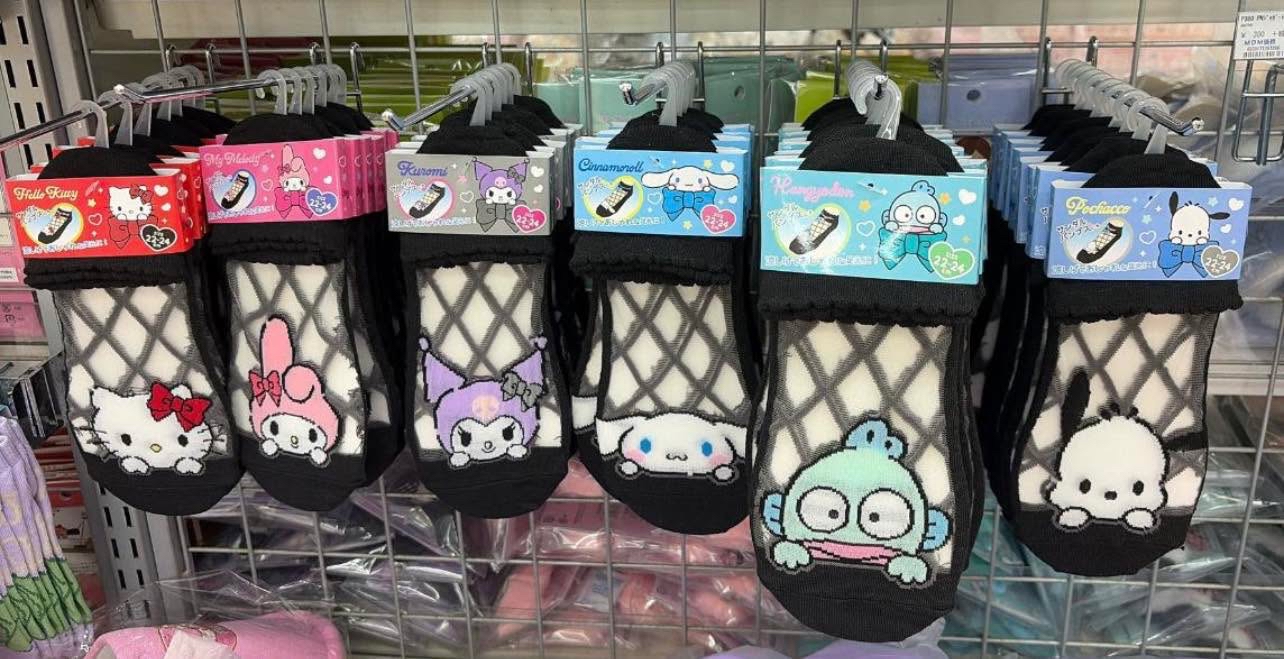 🎌日本直送🎌Sanrio 卡通 成人透視襪
