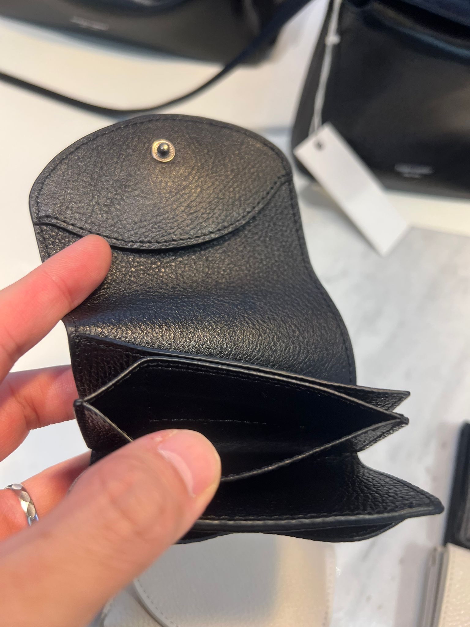 韓國自家品牌Bucks & Leather 牛皮卡片銀包