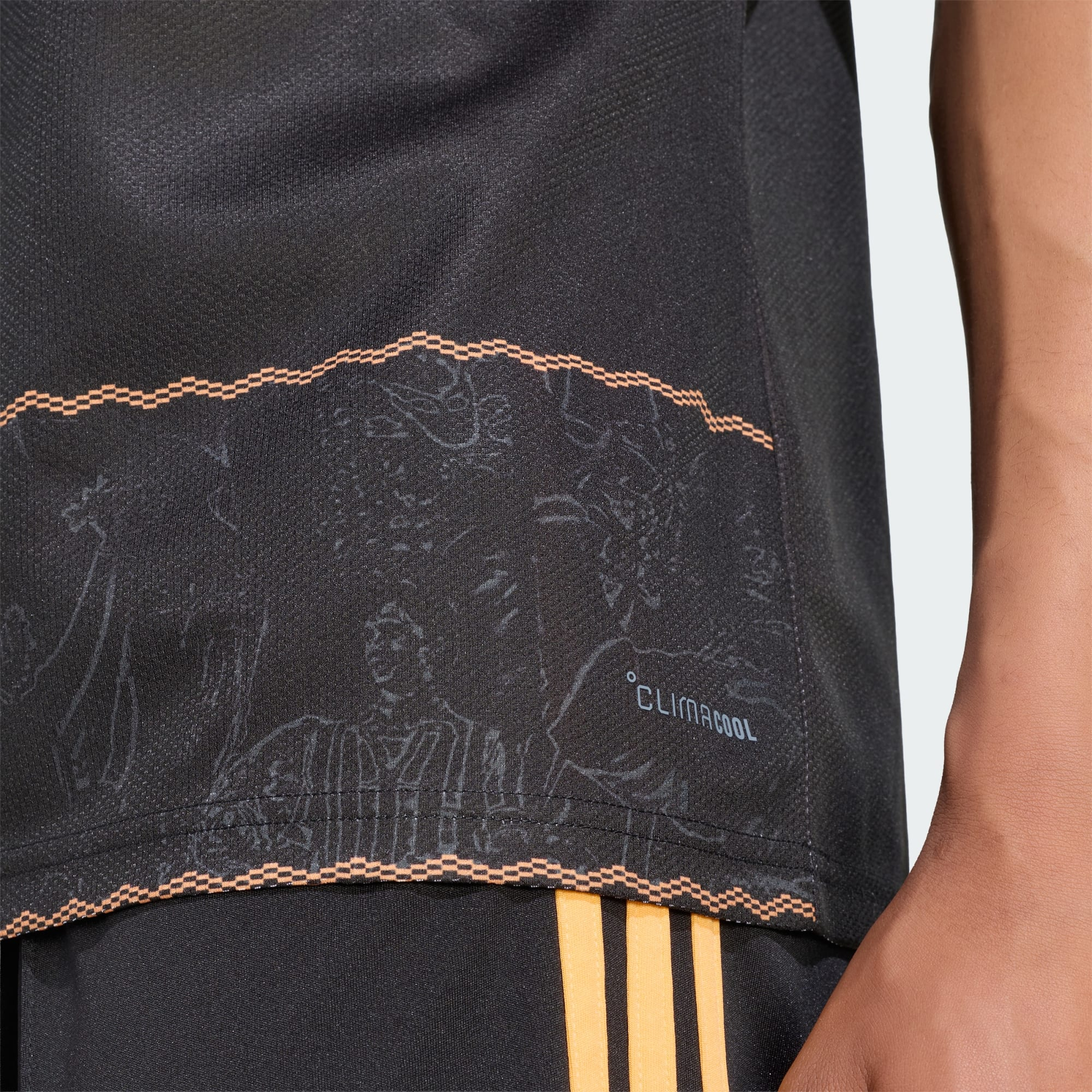 🏛️重溫傳奇主場風采 Adidas Ajax 阿積士 2026-27 作客球迷版球衣 JZ4693