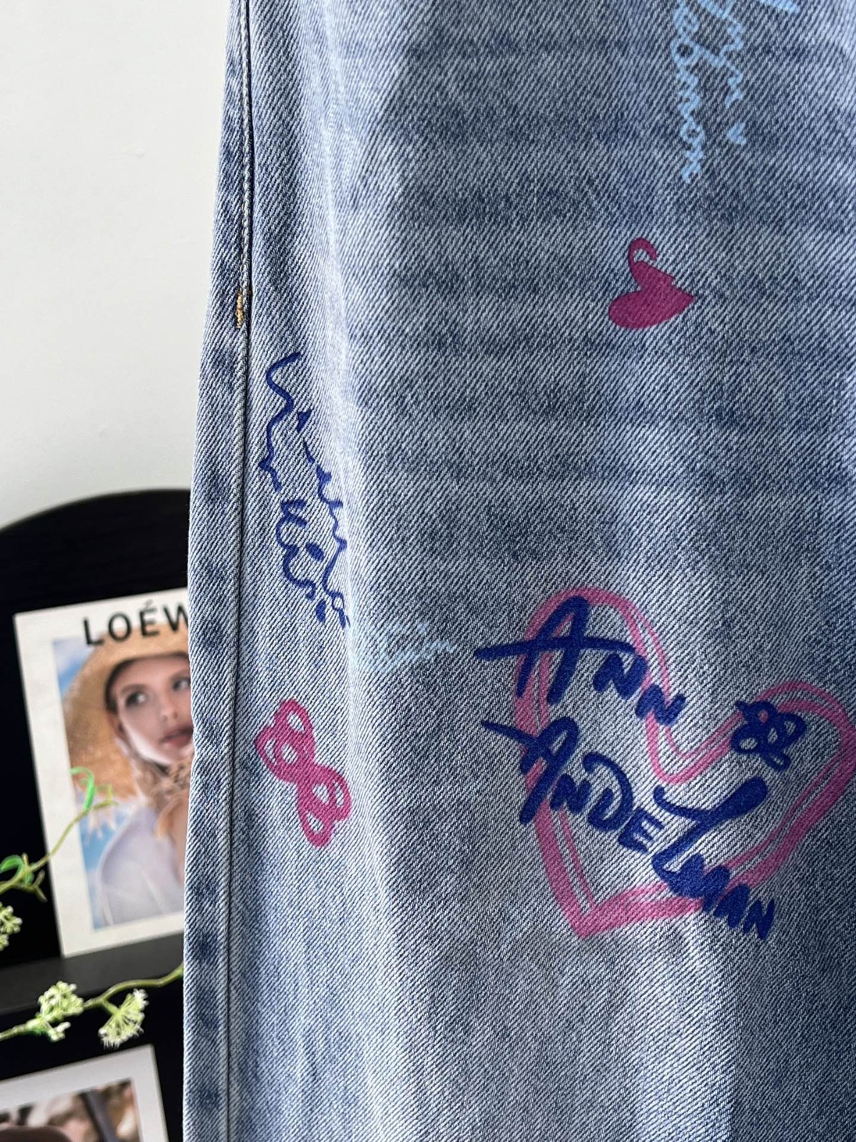 Ann Andelman 塗鴉愛心logo牛仔長褲