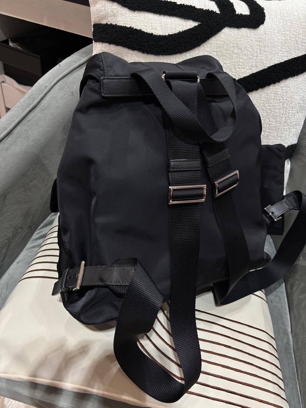 Prada Re-Nylon Backpack 100%Authentic, 95%New ✅pouch ✅Dust bag