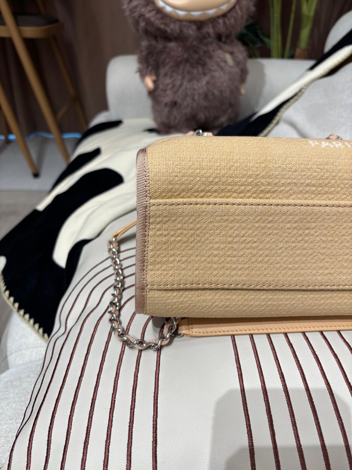 Chanel DEAUVILLE bowling bag 100%Authentic ,99%new ✅收據✅chip ✅dust bag✅盒