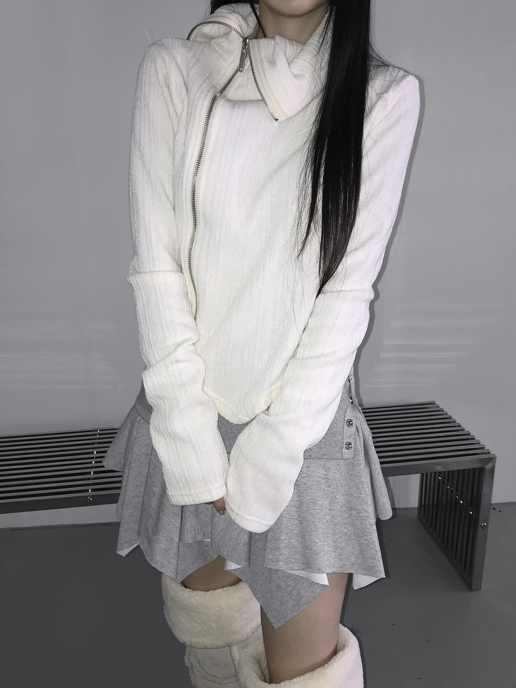 Snap Button Ruffle Mini Skirt