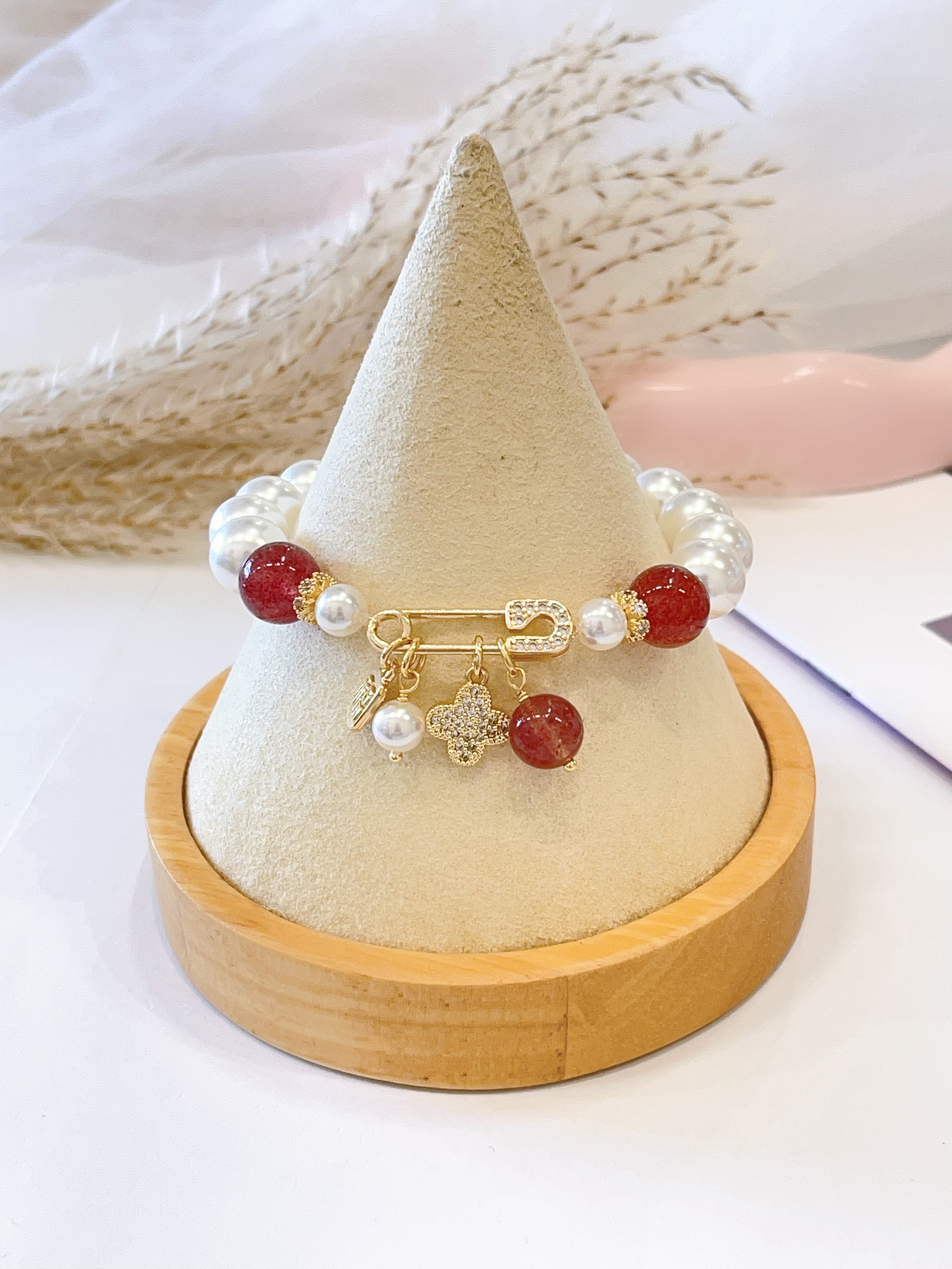 🌸 草莓晶 × 紫水晶 × 粉水晶 × 淡水珍珠手串 Strawberry Quartz, Amethyst, Rose Quartz & Freshwater Pearl | 10mm