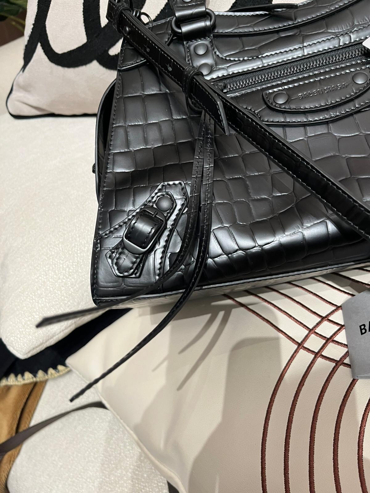 未使用品 BALENCIAGA Neo Classic City 2 way bag 黑色 So Black 638521 Crocodile Embossed Calfskin,100%Authentic, Unused未使用品 ✅Dust bag✅tap
