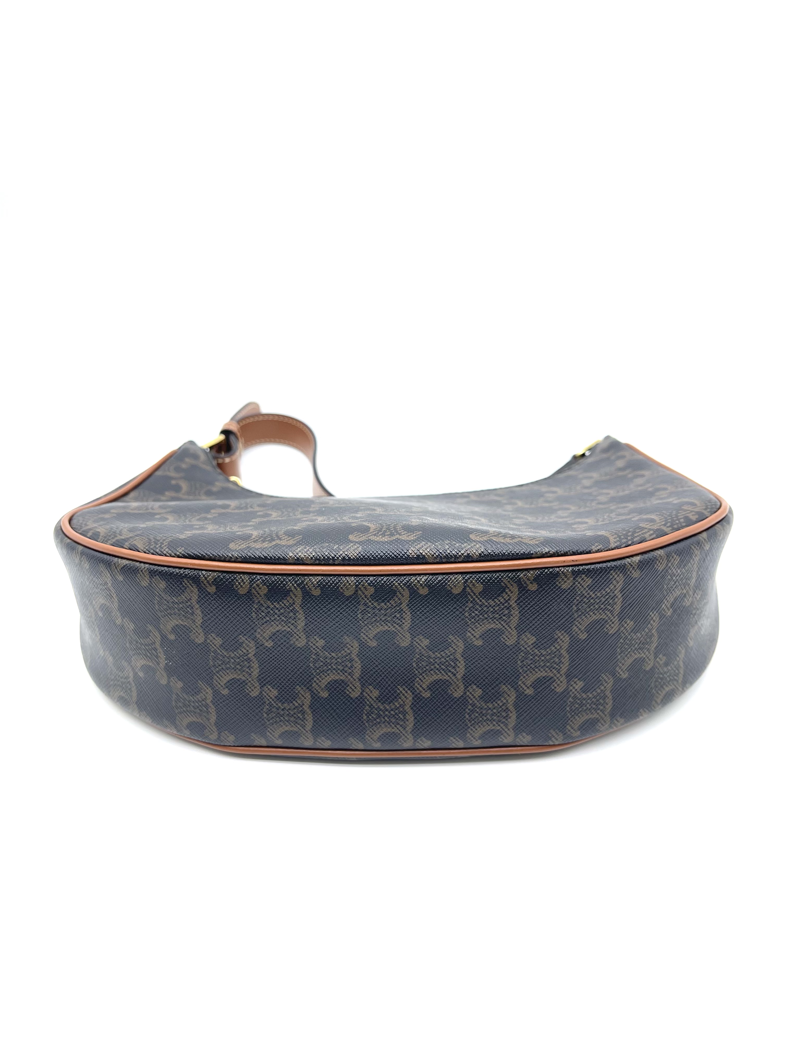 Pre-owned Celine Ava Bag in Triomphe Canvas and Calfskin/ Product Code: 26032002