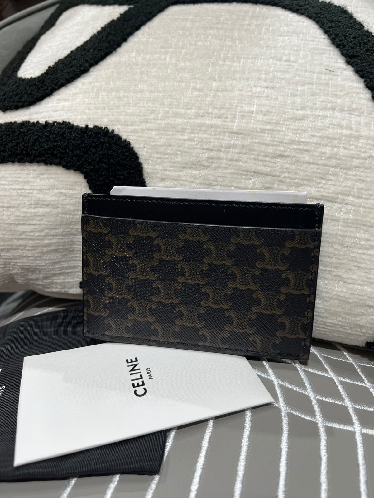 Celine Triomphe Card Holder Black 100%Authentic, 99%New ✅Booklet✅Dust bag