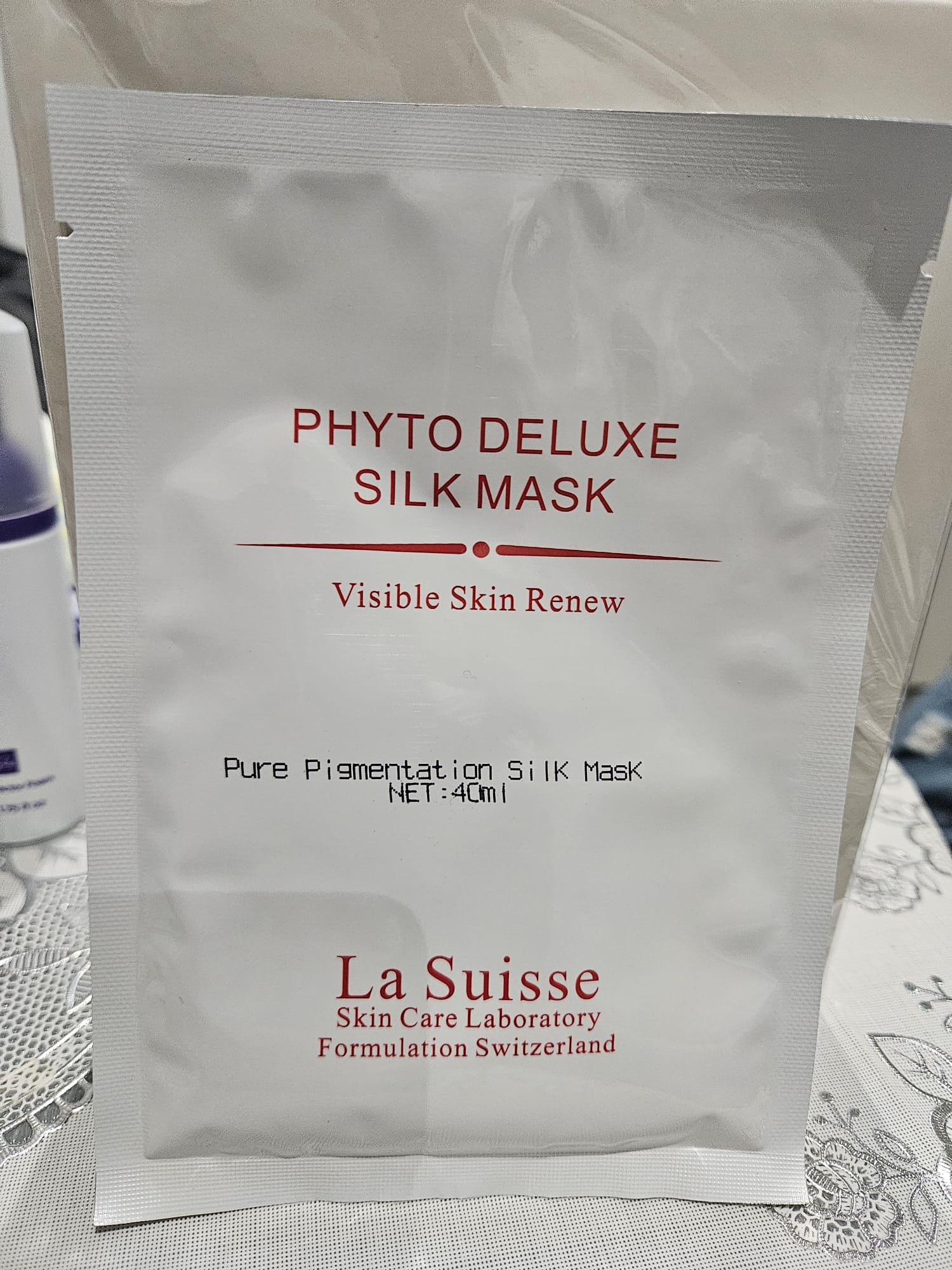 La Suisse 瑞士皇牌高級蠶絲面膜系列 (40ml x 6pcs)