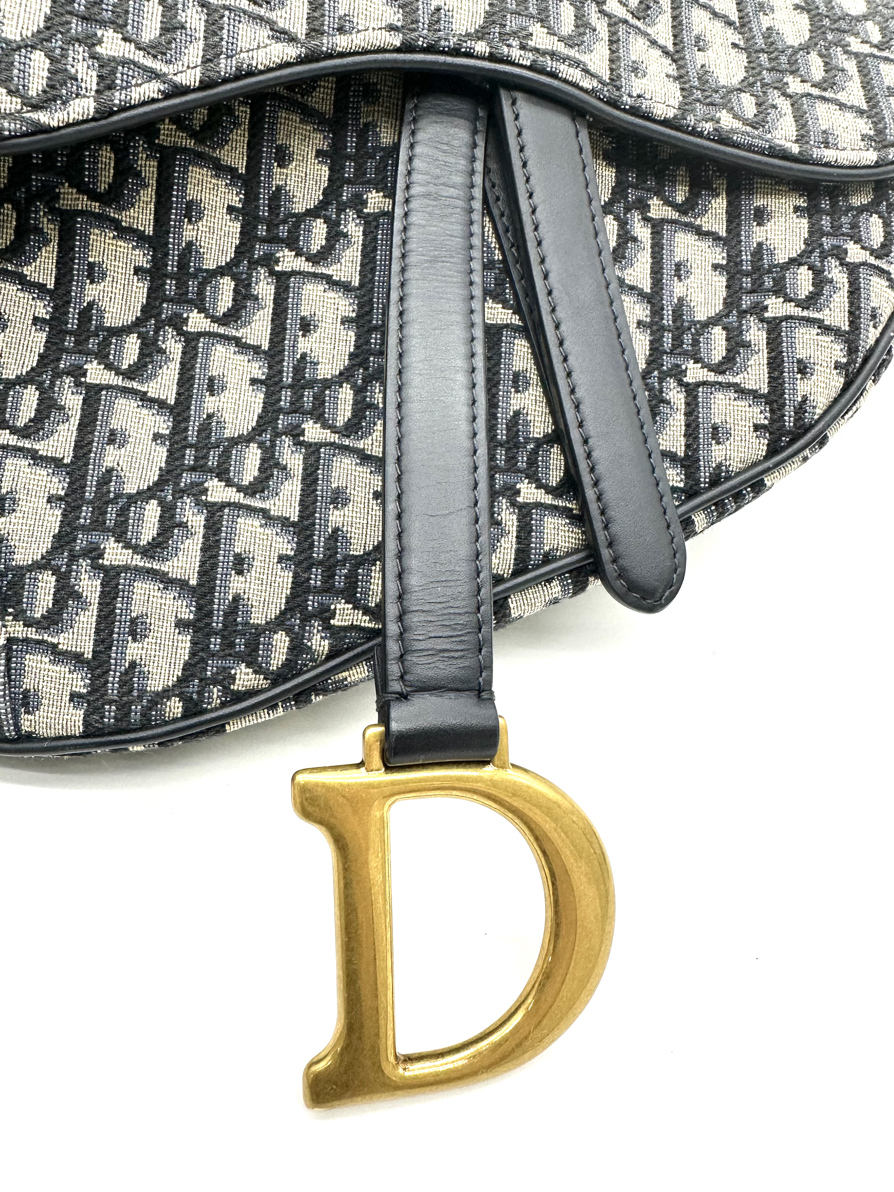 Pre owned-Christian Dior Saddle Bag/ Product Code: 26031801