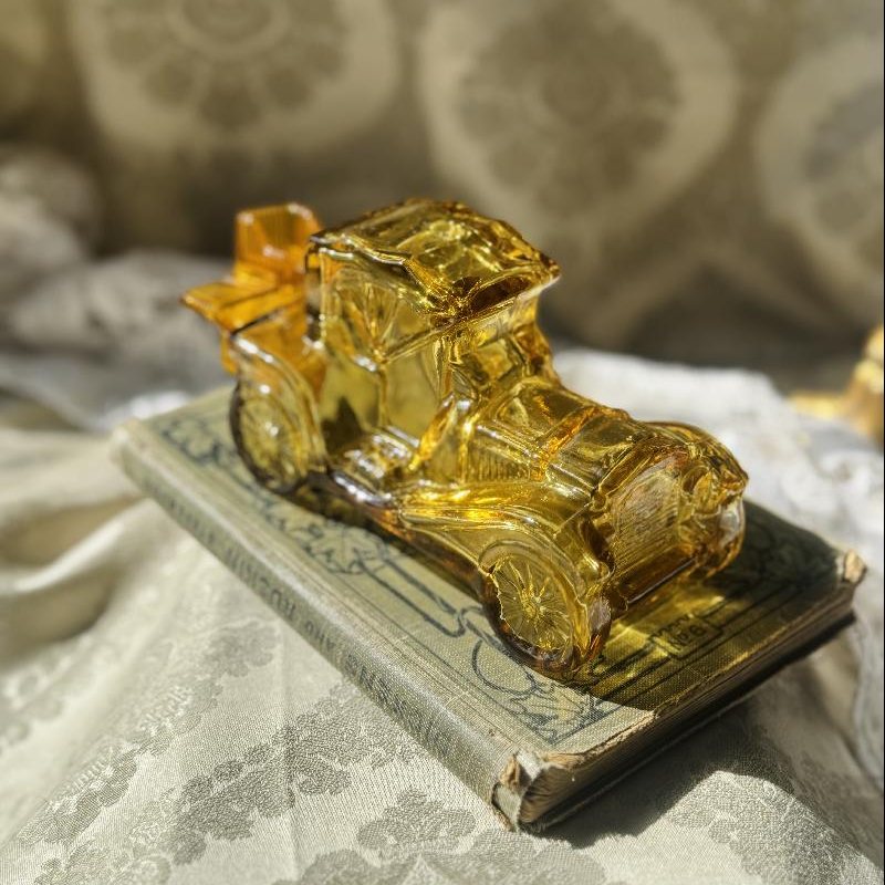 C.a. 1970-80s 1970s Avon Vintage Car Amber Glass Cologne Decanter (MT2393)