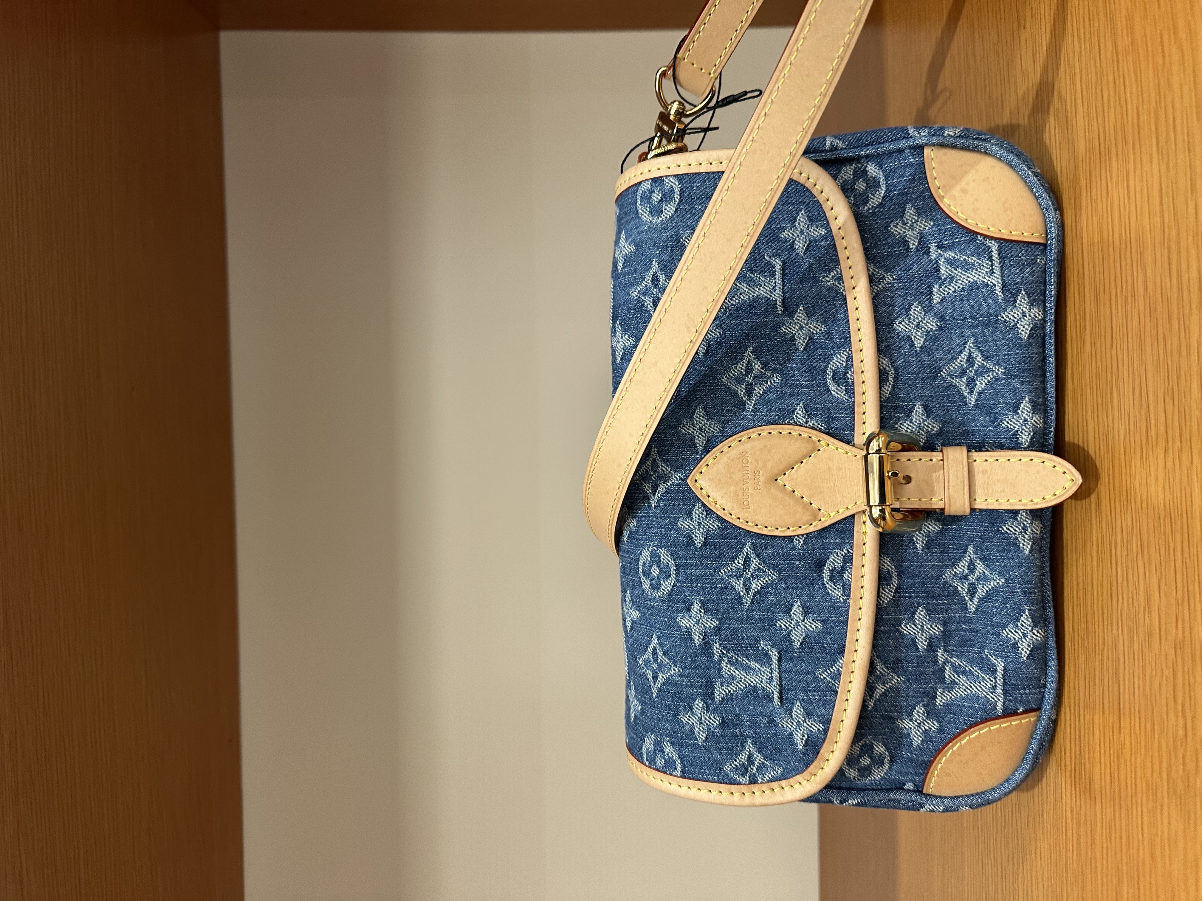 直播貨品 |  [1個-$100 2個-$300］HH36