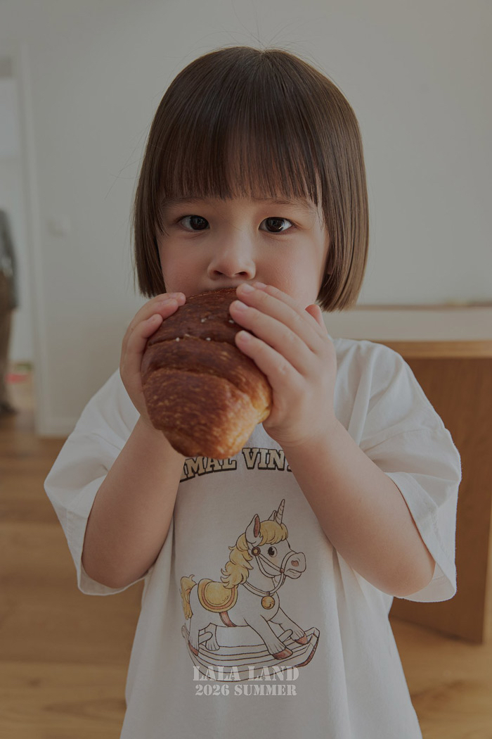 🇰🇷Lalaland kids tee