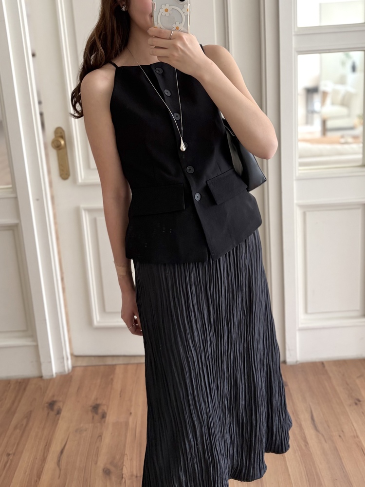 French Muse Vest Dress (Black)