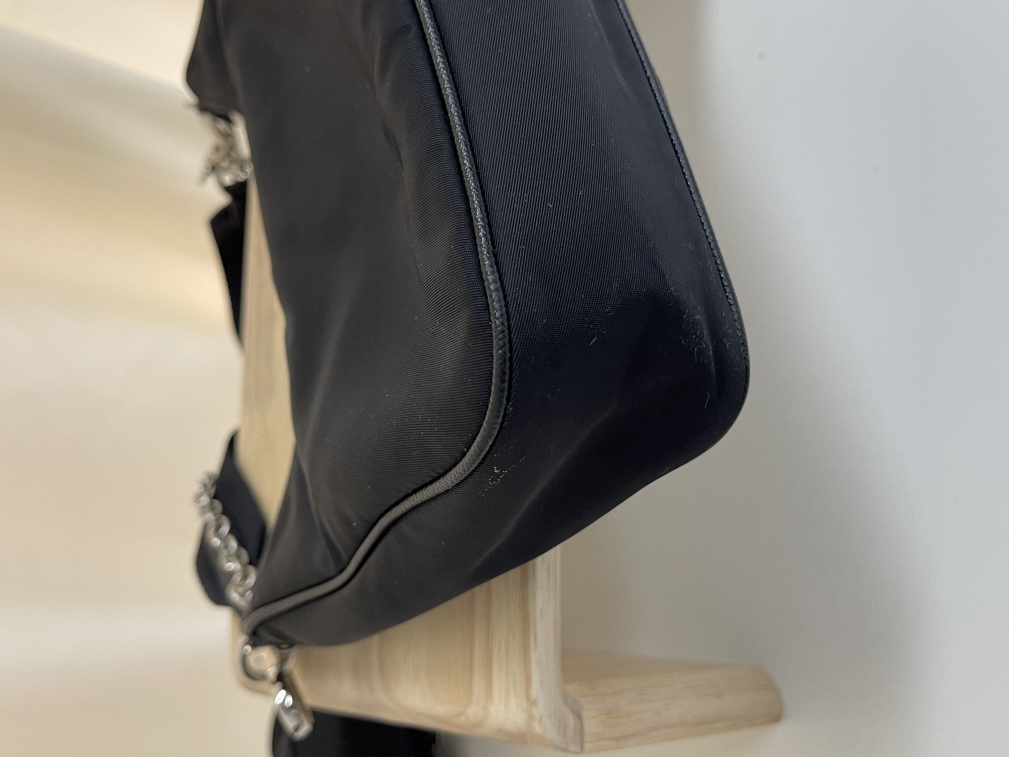 Pre-owned Prada Re-Edition 2005 Re-Nylon/ Product Code: 26012902