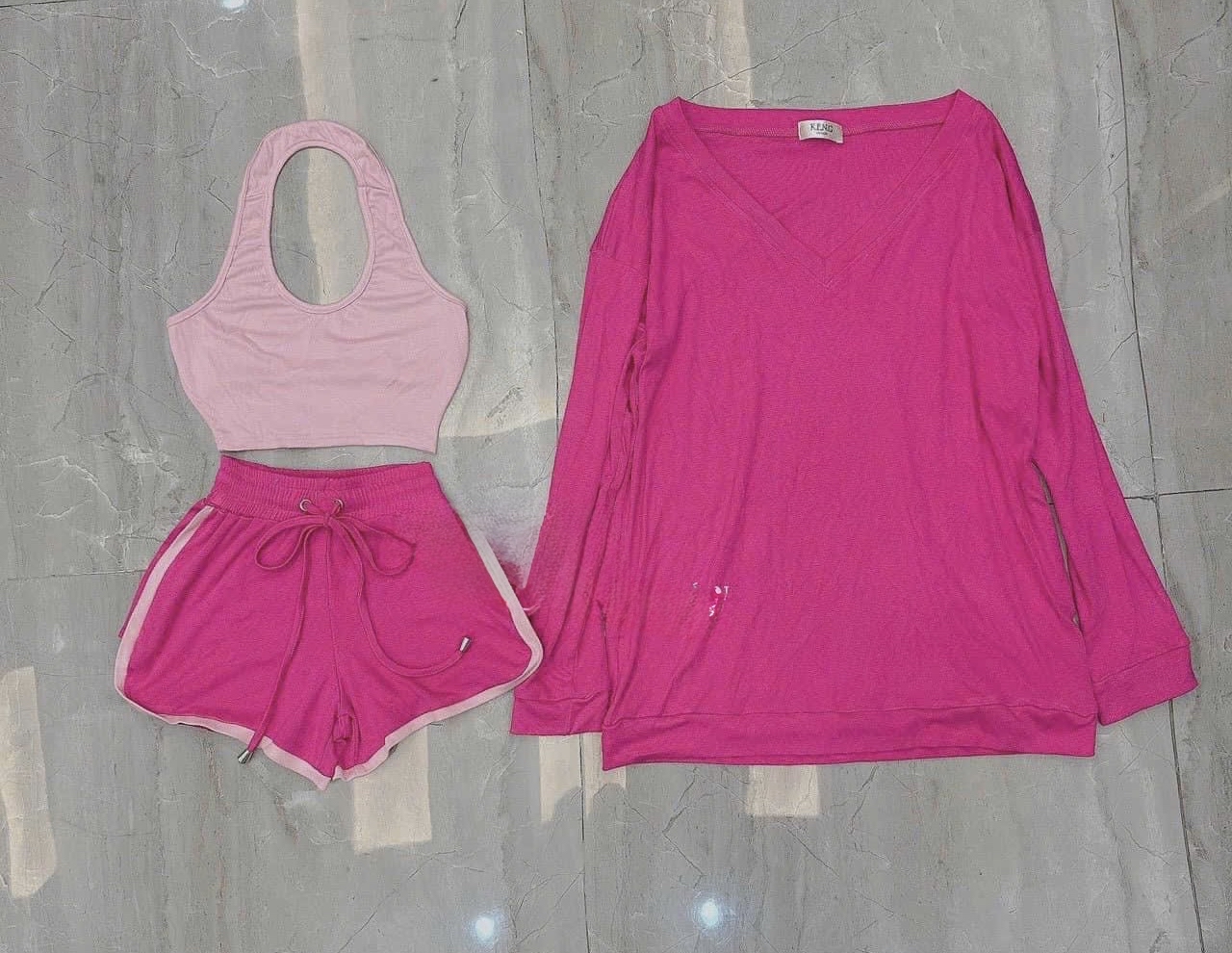 時尚V領寬鬆上衣搭配短褲三件套