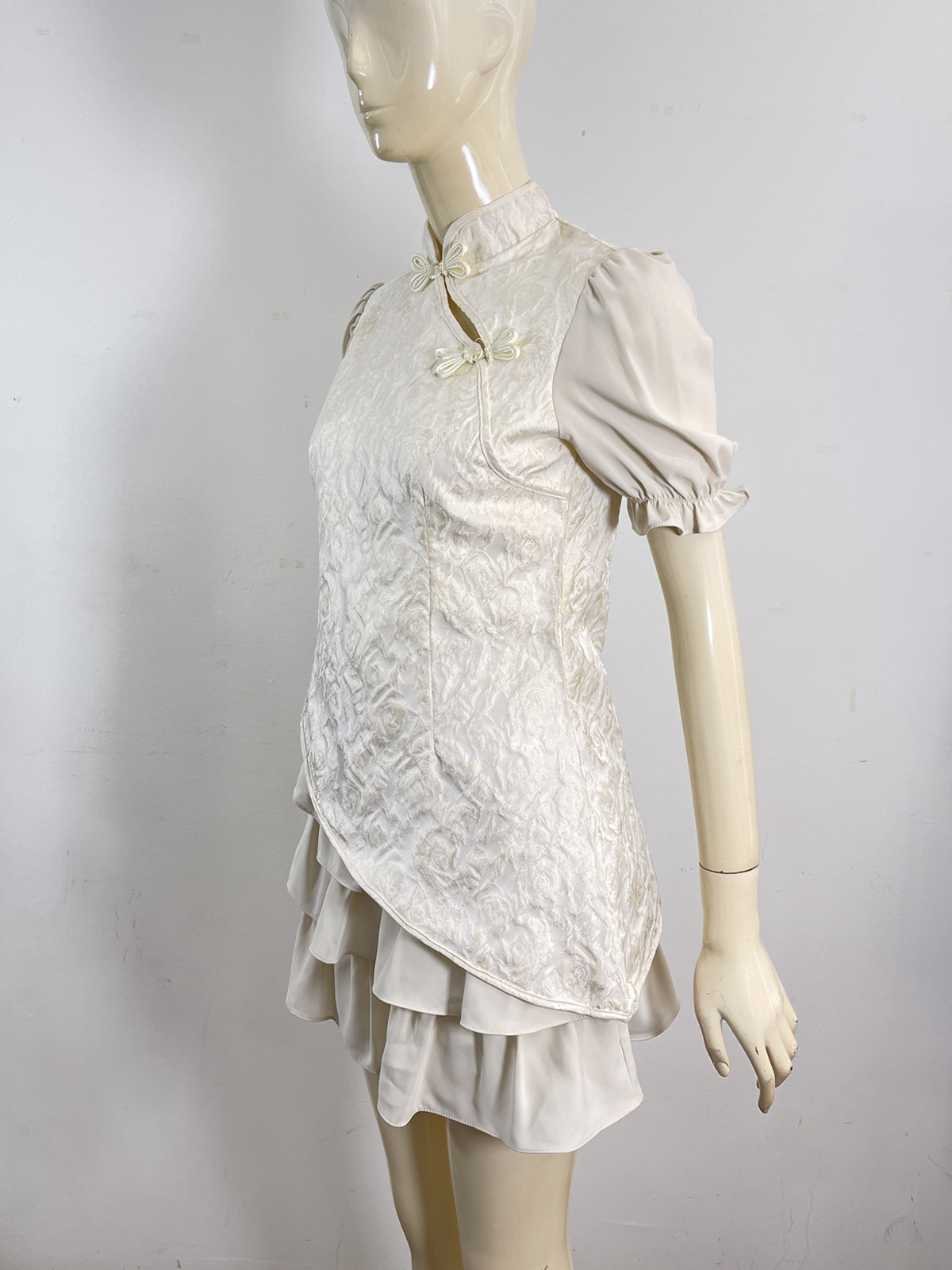 Ivory Grace Qipao Set MC42