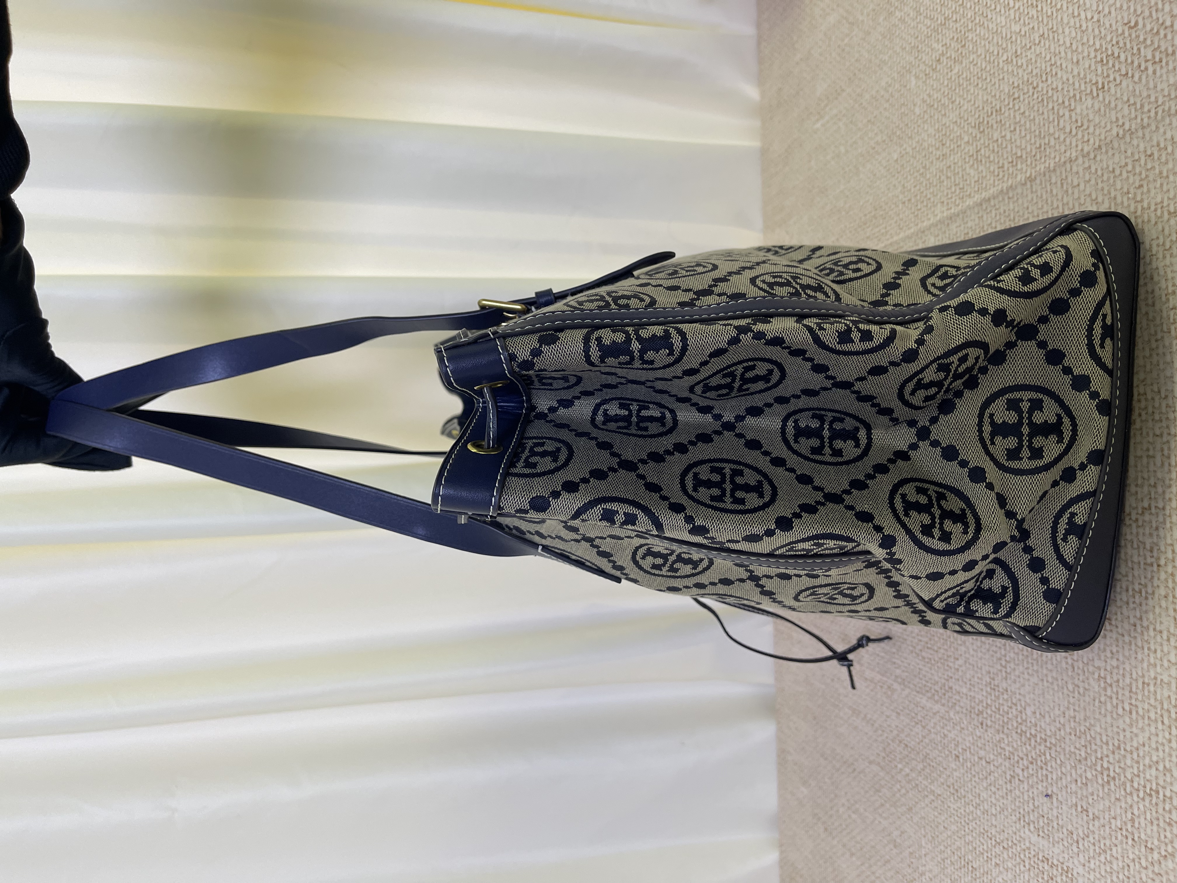 Pre-owned Tory Burch T Monogram Jacquard Tote / Product Code: 26030903