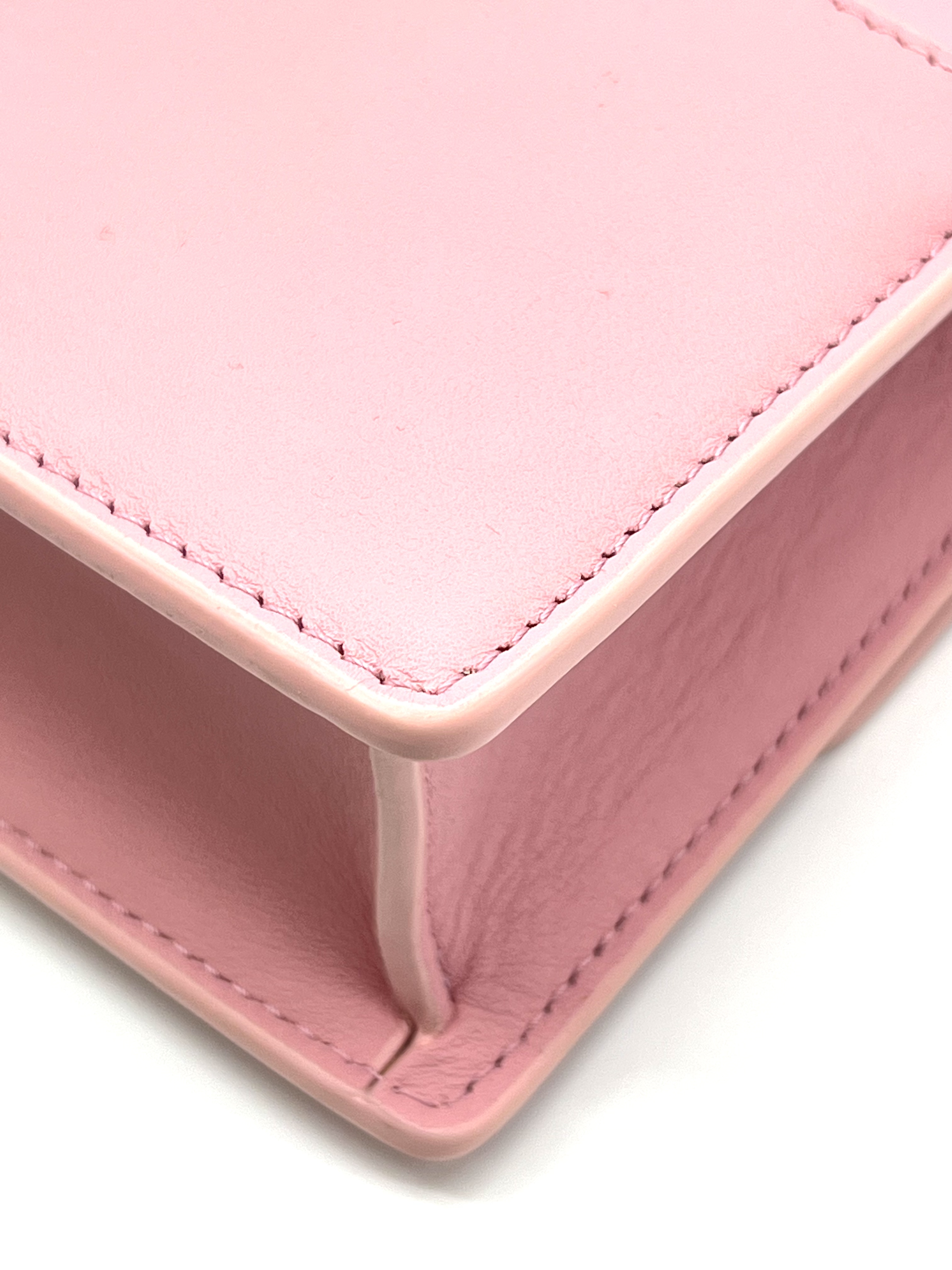 Pre-Owned DIOR Montaigne East-West / Product Code: 26041402