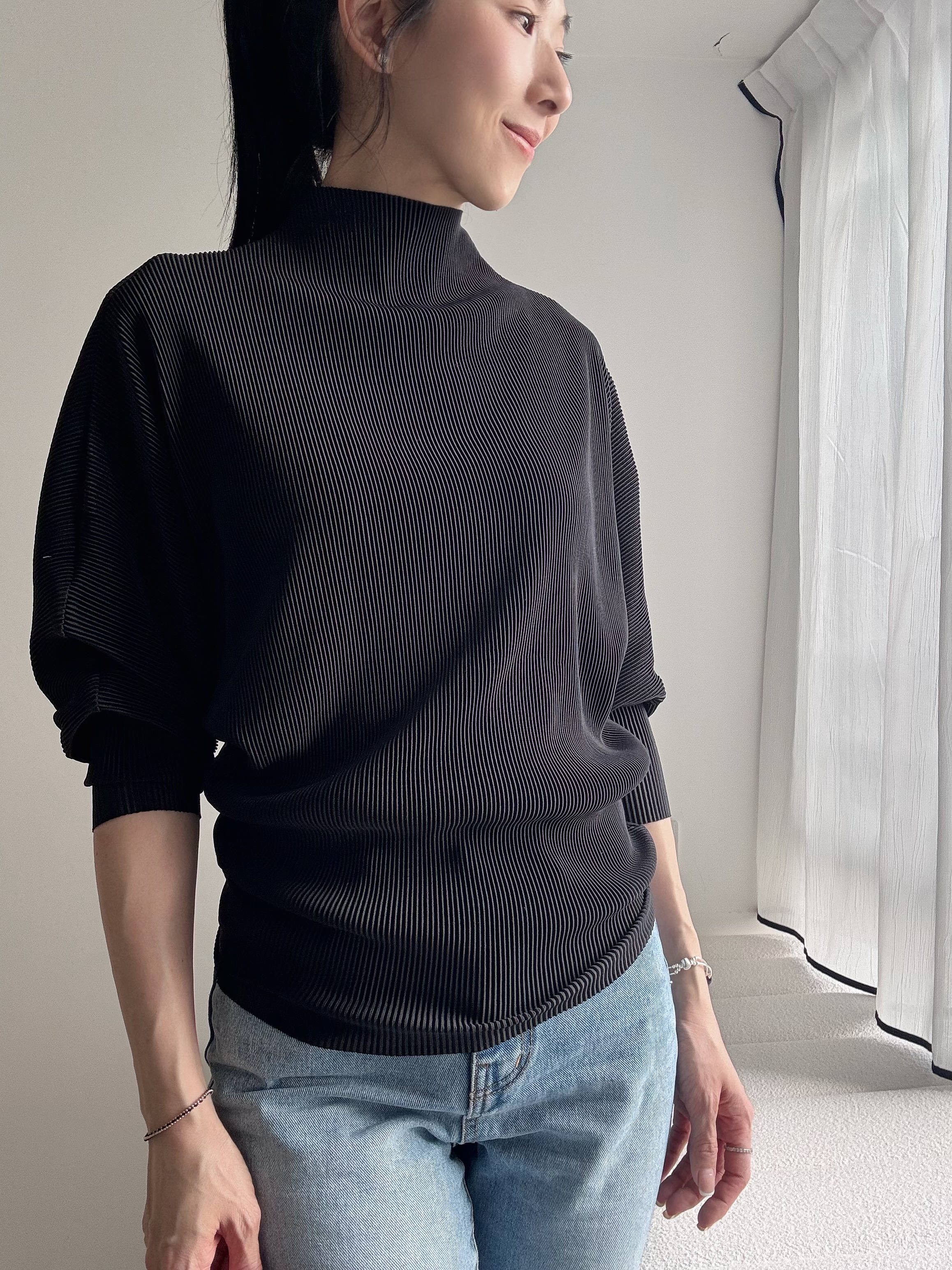 Elegant dolman sleeve ribbed top