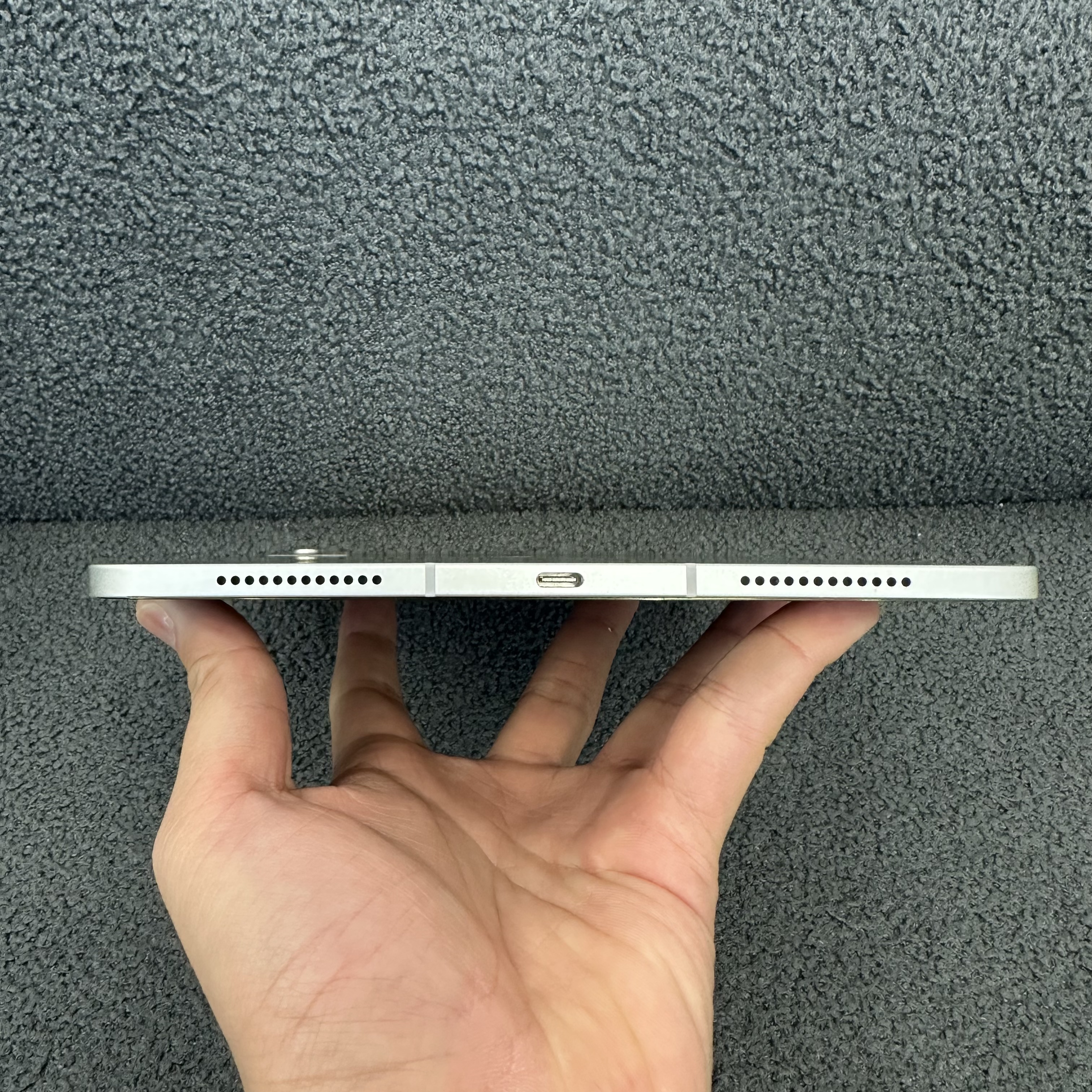 *D4022 iPad Air 4 靚機 256GB 插卡版 銀包 Silver