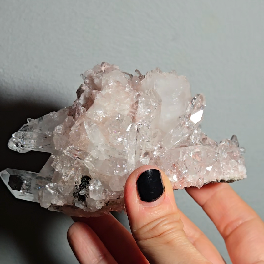 Extra pink Pink Lemurian quartz cluster from Colombia - LQ183