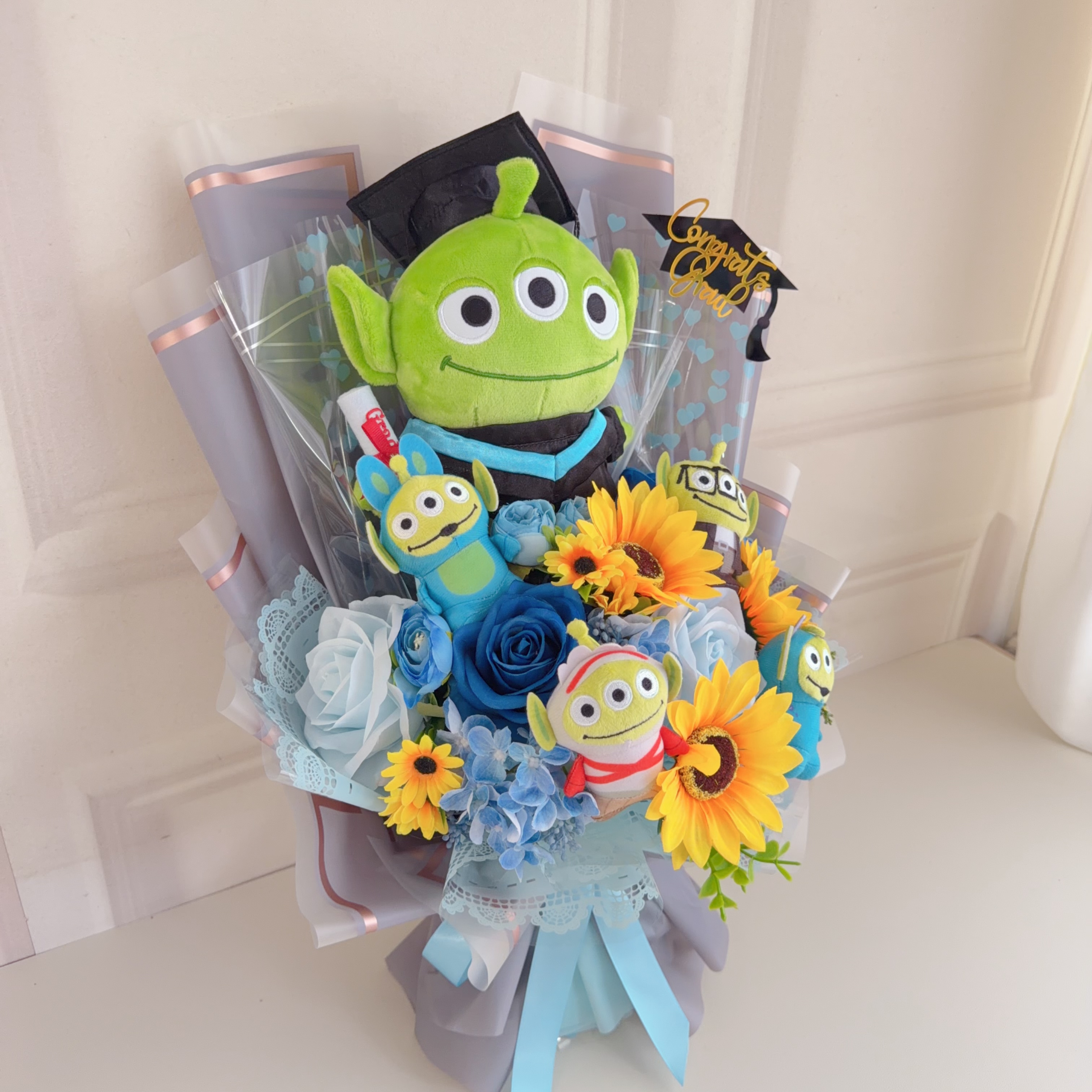 （現貨）三眼仔公仔花束