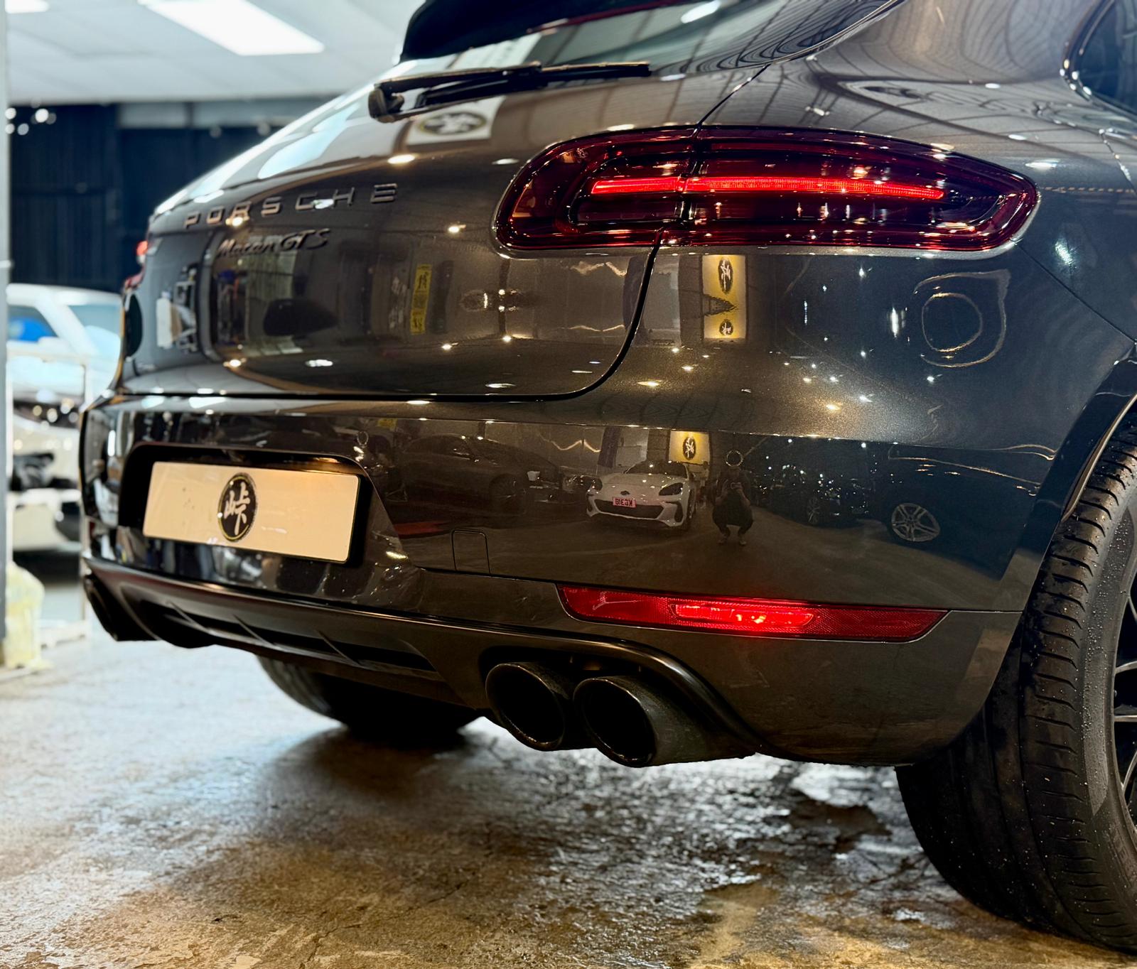 Porsche Macan GTS 2016