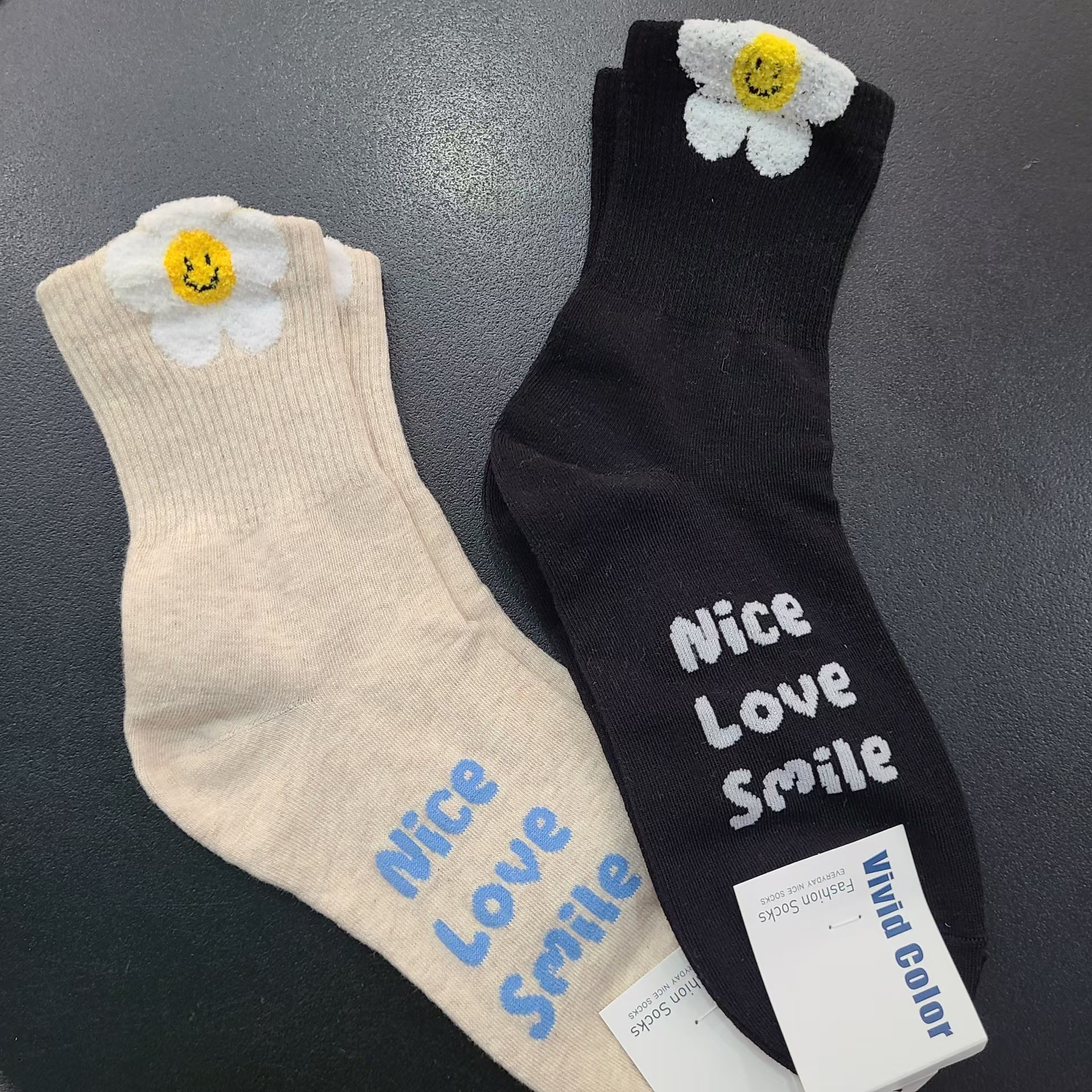 AJ OY 白花🙂smile 𧙕