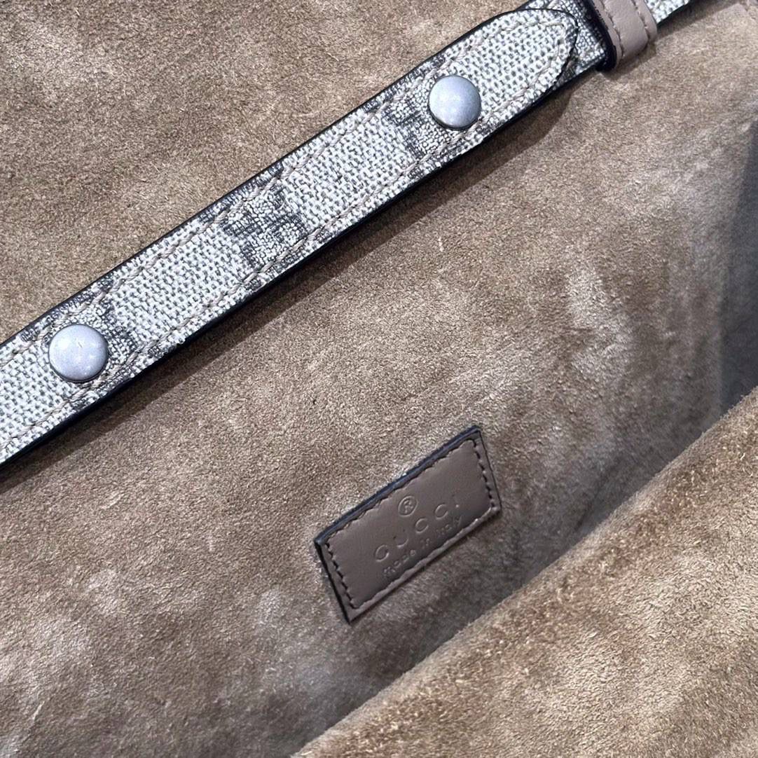 ▪大货实拍 𝐇𝐚𝐧𝐝𝐥𝐞 𝐃𝐢𝐨𝐧𝐲𝐬𝐮𝐬新品系列 型号：739496 尺寸：24.5*15.5*10cm