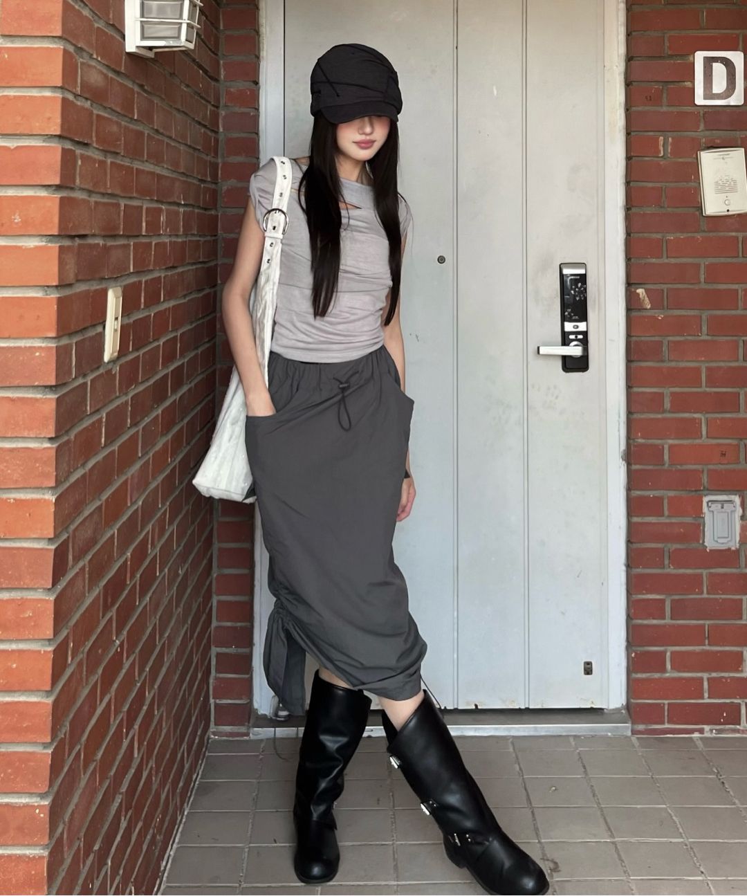 🇰🇷訂購｜FLARE UP 26SS｜Asymmetrical Draped Roll-Up T-Shirt 4色  