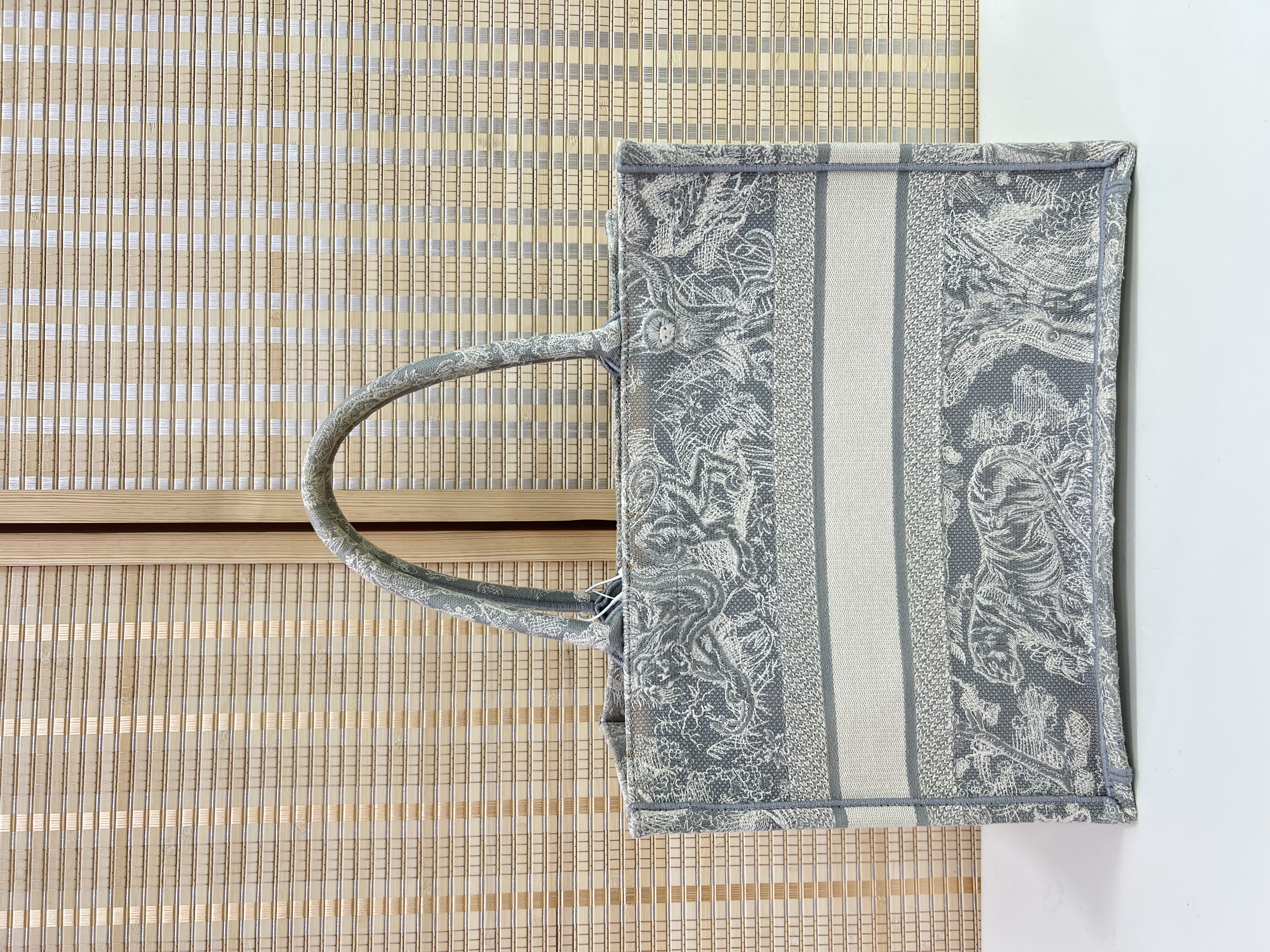 直播貨品 |  [1個-$100 2個-$300］GG58