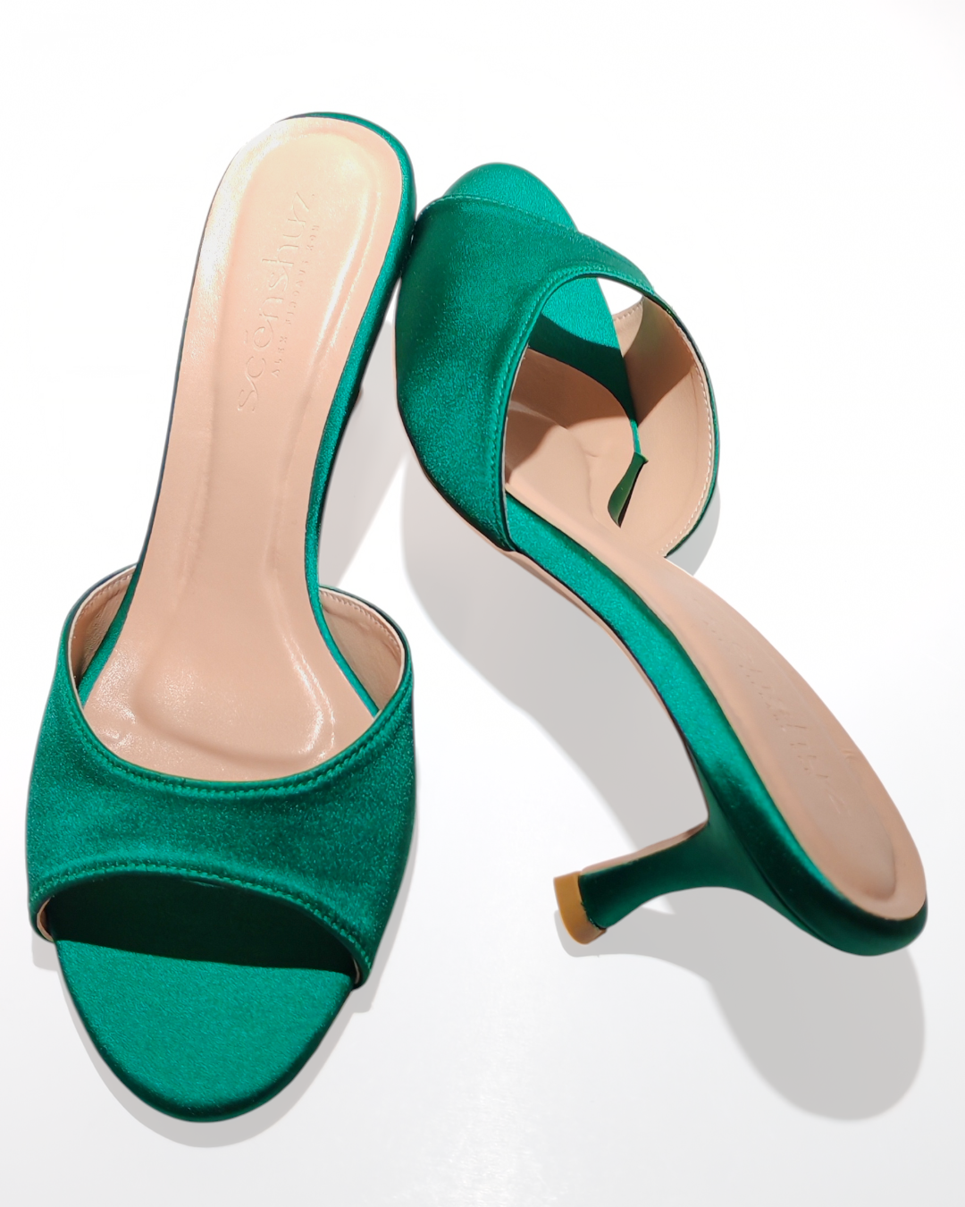 MAYA 65 EMERALD SATIN