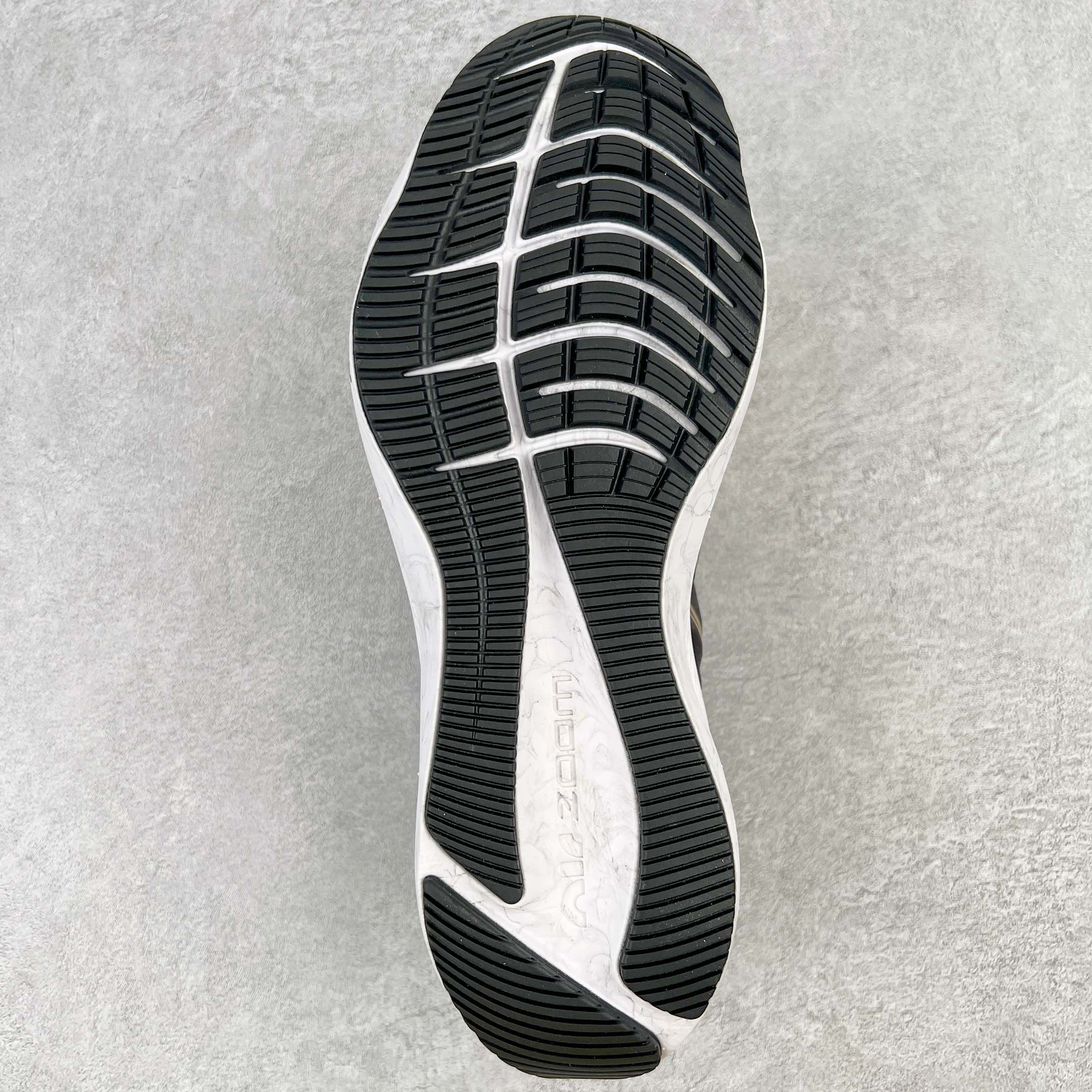 Nike Zoom Winflo 8 CW3419-008  