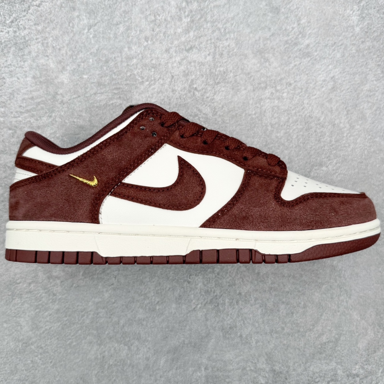 Nike Dunk Low IB4417-104