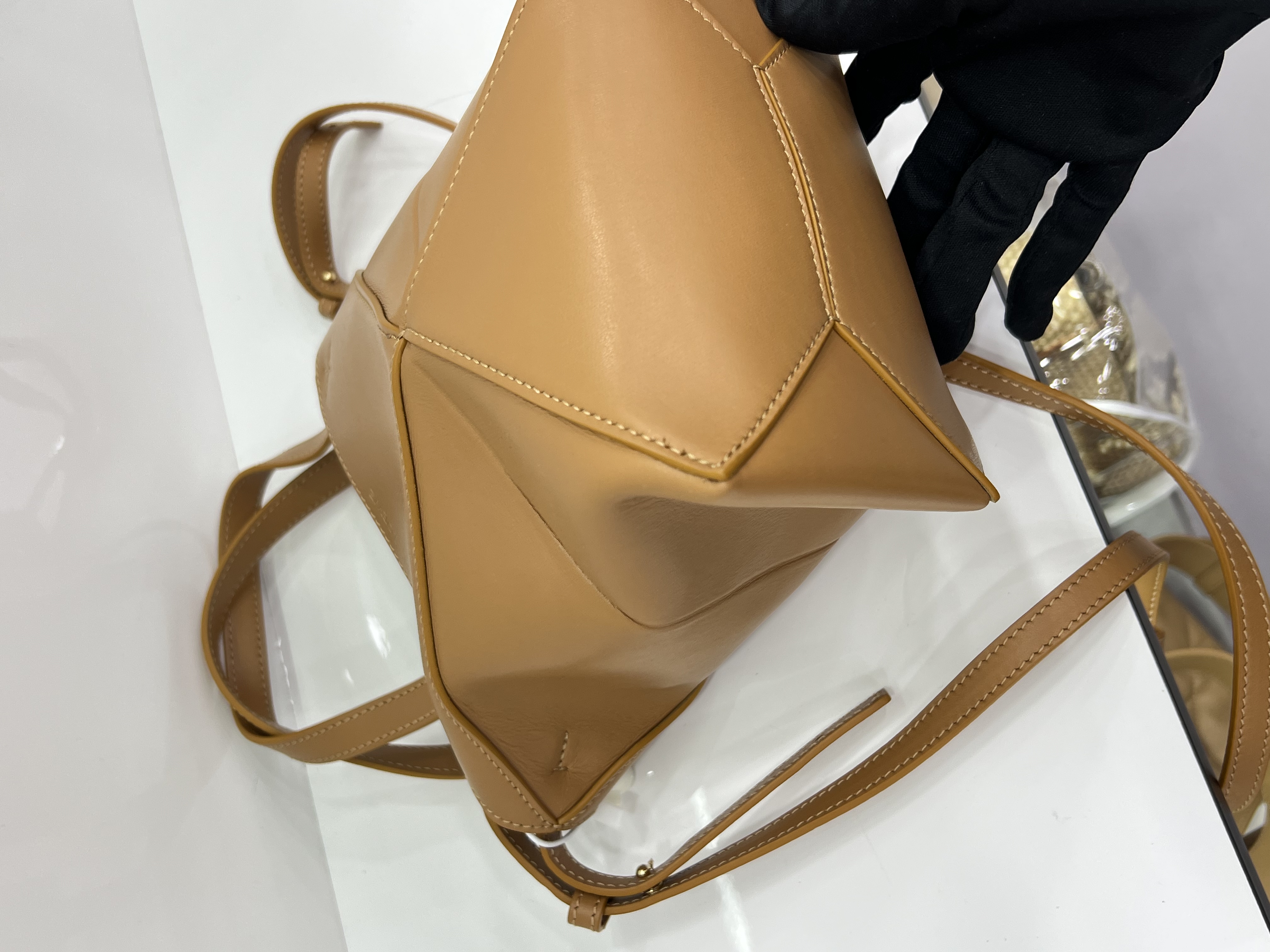 直播貨品 |  [1個-$100 2個-$300］EE18