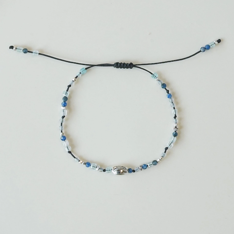 [OfOR] 3月) 젊음의 바다, line bracelet 