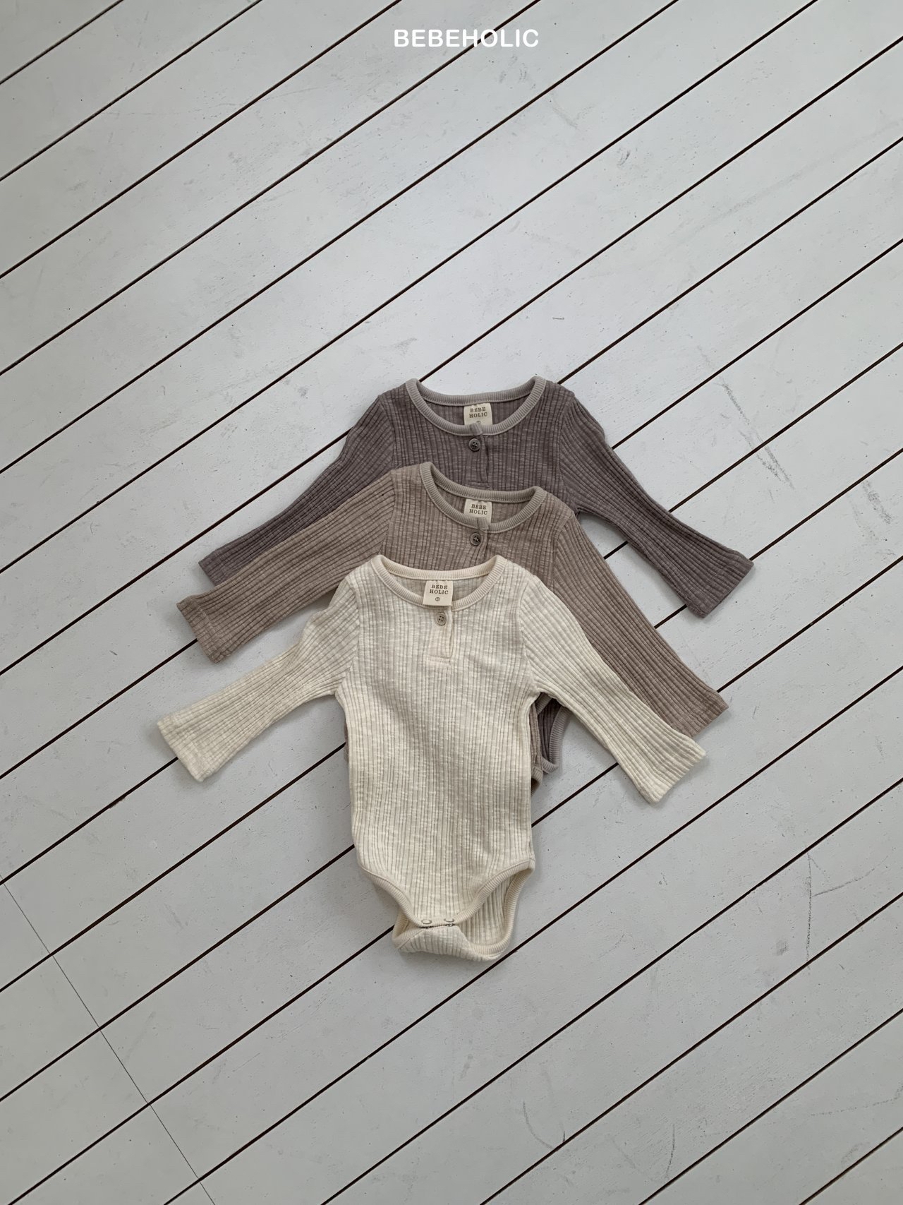 🌸預訂 韓國直送🌸🇰🇷BEBEHOLIC三色簡約羅紋長袖包屁衣