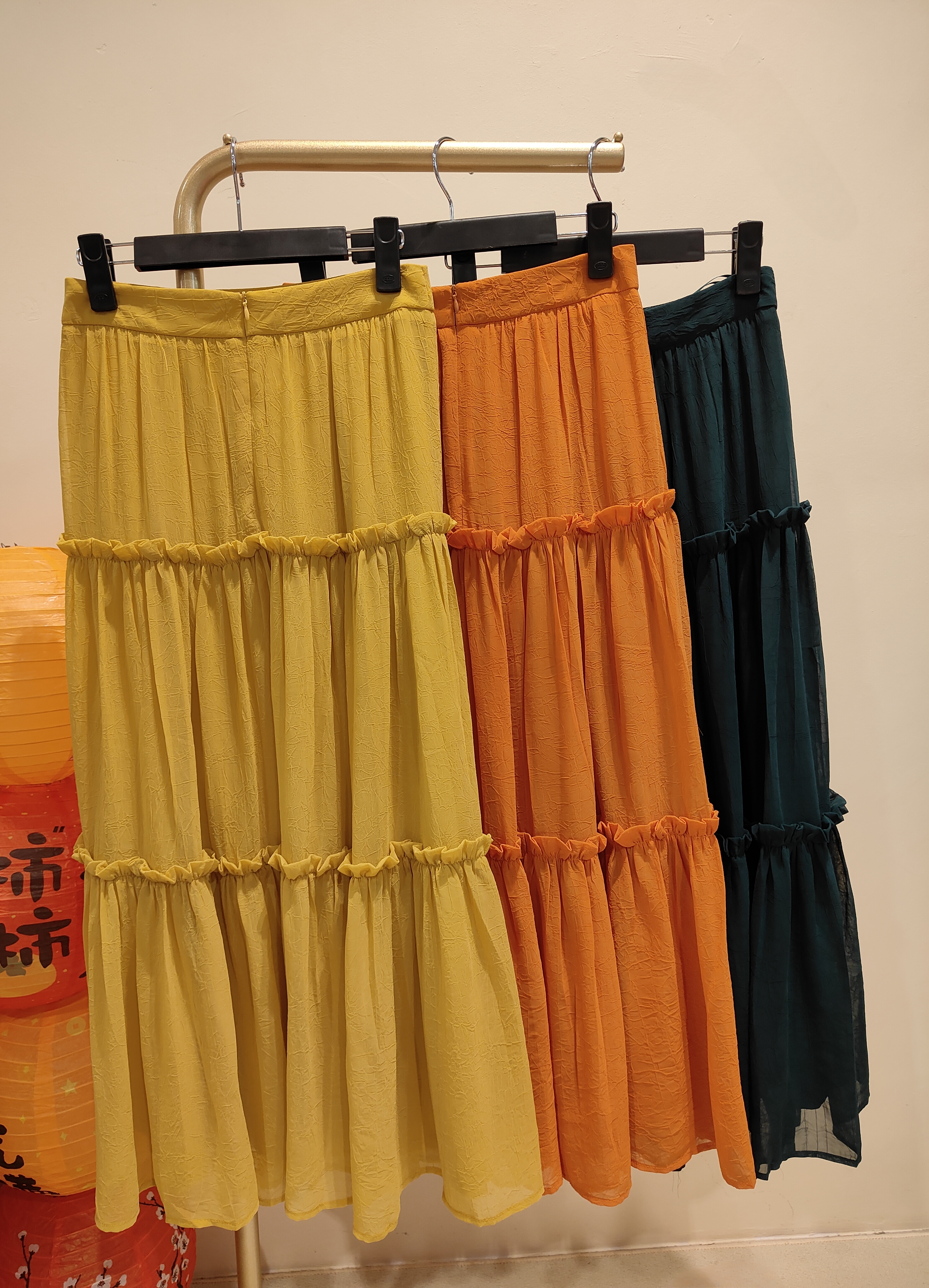 独家荷叶边层次半裙 1409