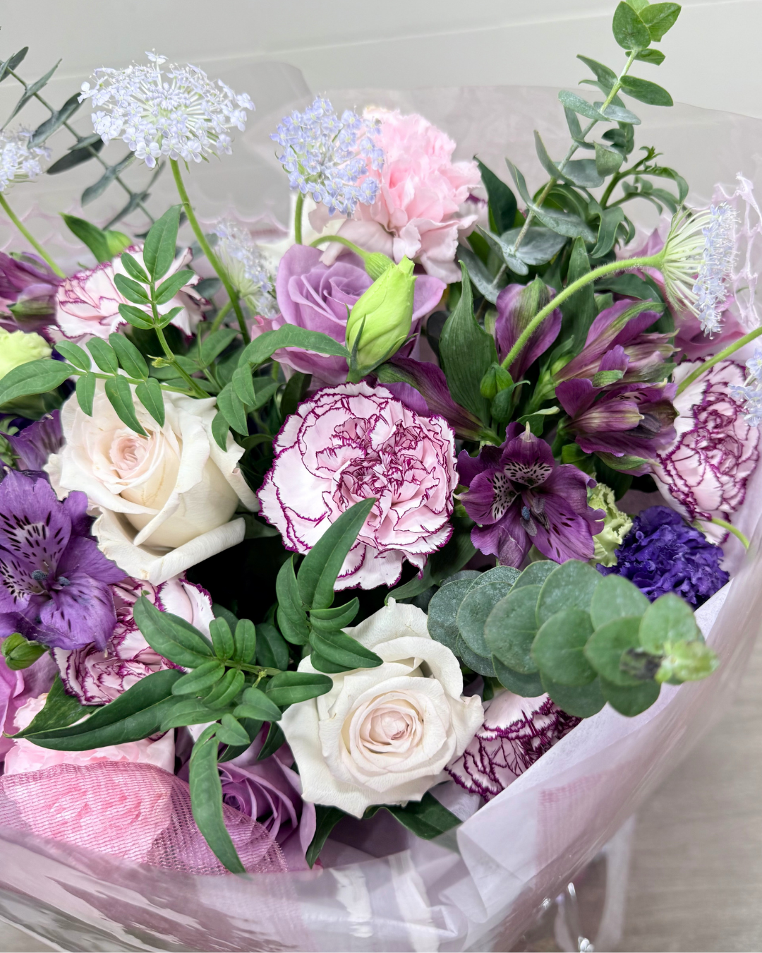 母親節 紫色系列 玫瑰 康乃馨混合花束